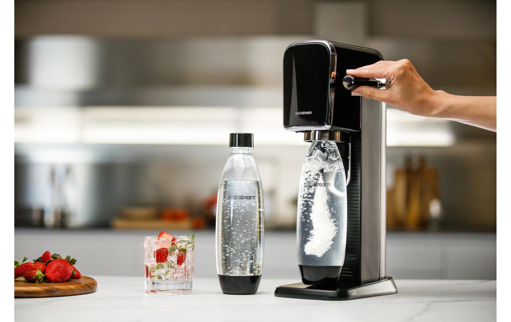 SodaStream Wassersprudler, 1 Flasche, Quick Connect 60 l, Schwarz