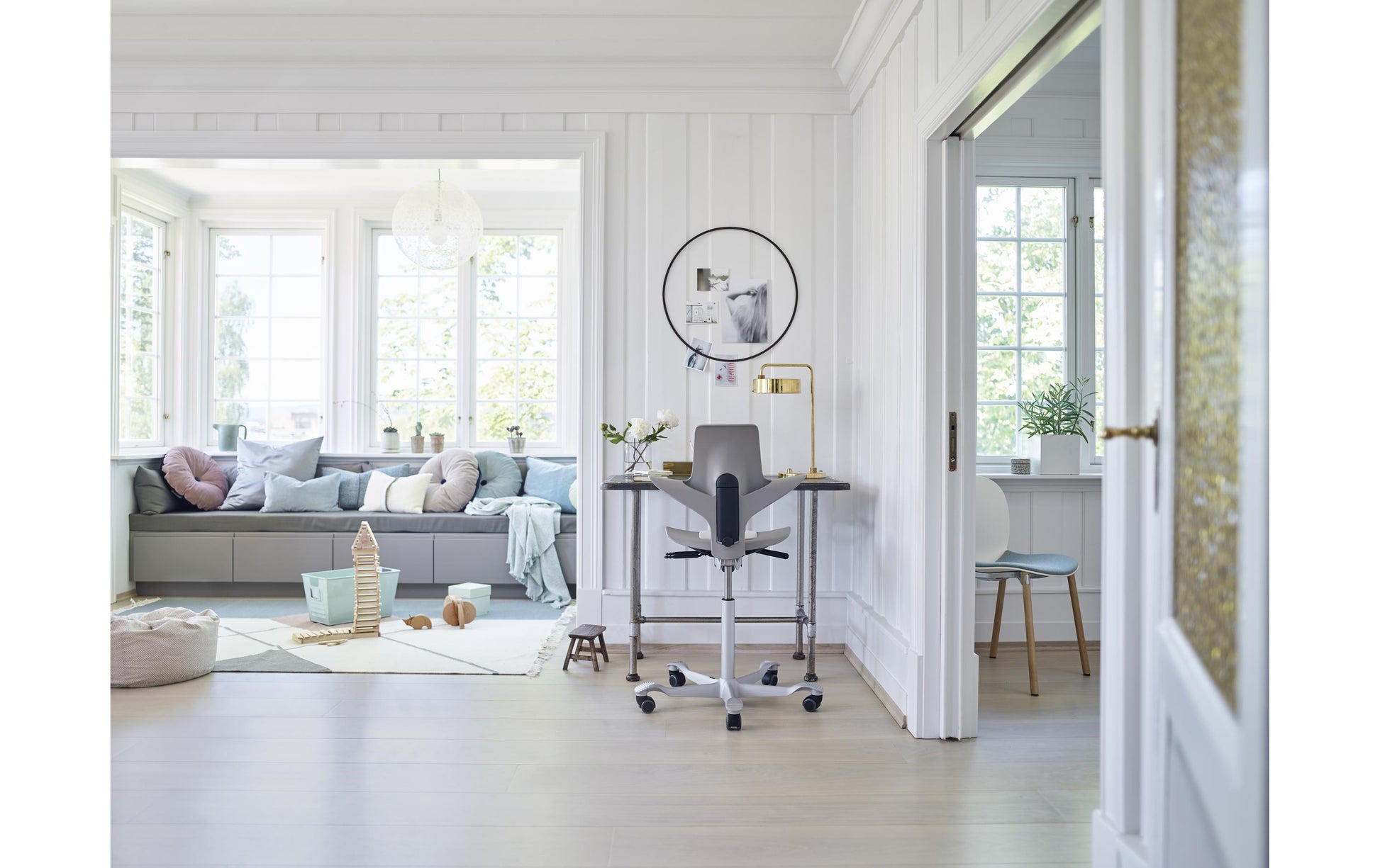 HÅG Bürostuhl Capisco Puls 8010 – Sitzhöhe 45–64 cm, 110 kg, Grau