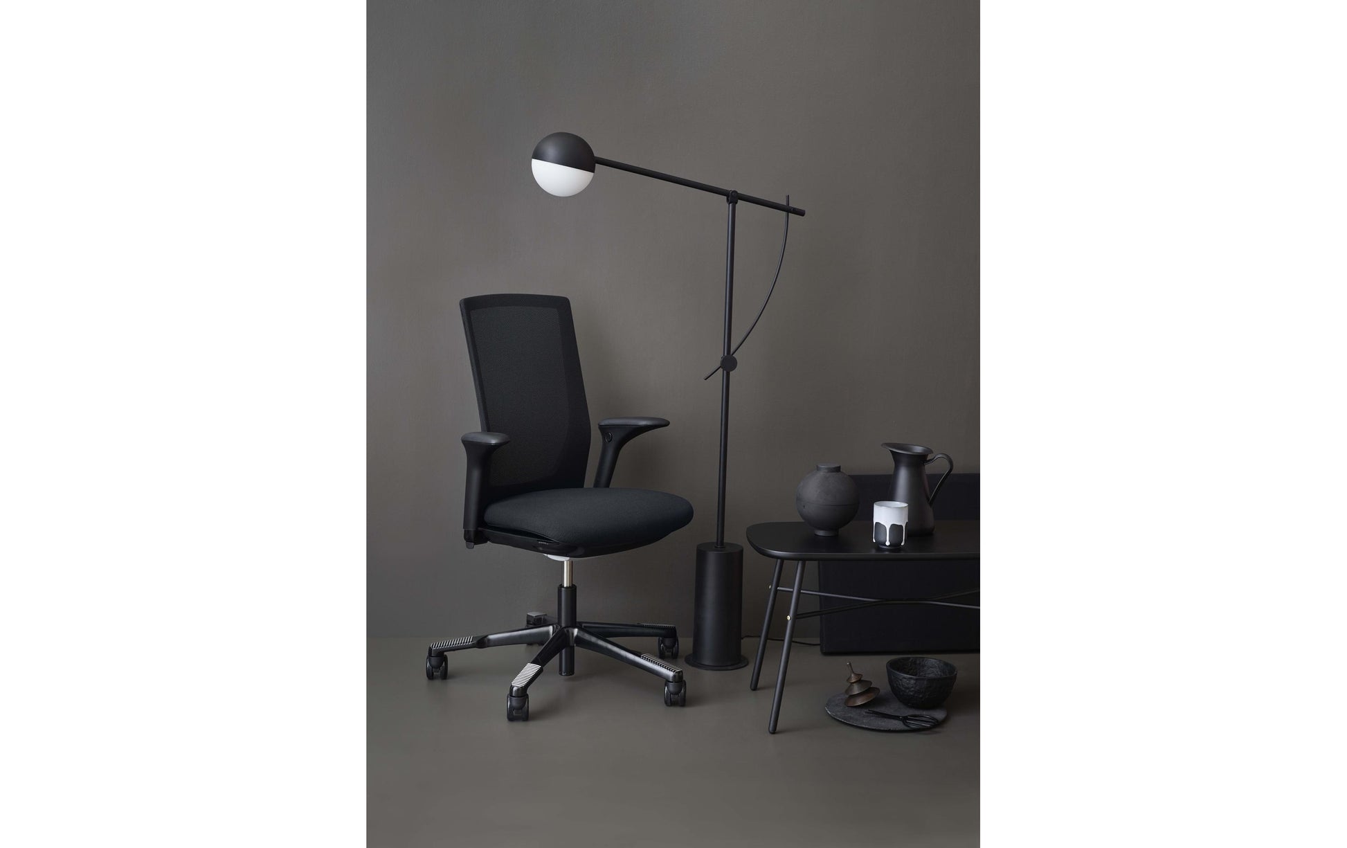 HÅG Bürostuhl Futu Mesh 1100 – 46 × 46 × 60 cm, 110 kg, schwarz