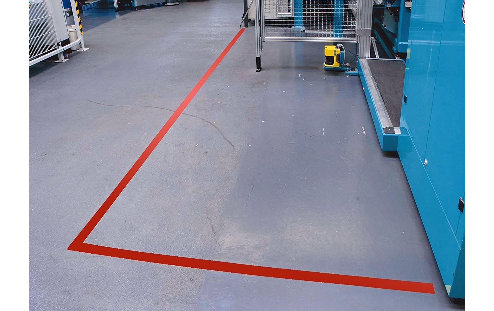 TESA Abdeckband – 50 mm × 33 m, rot, UV-beständig, wasserfest, für Keramik, Metall, PVC (Auswahl), 1 Stück