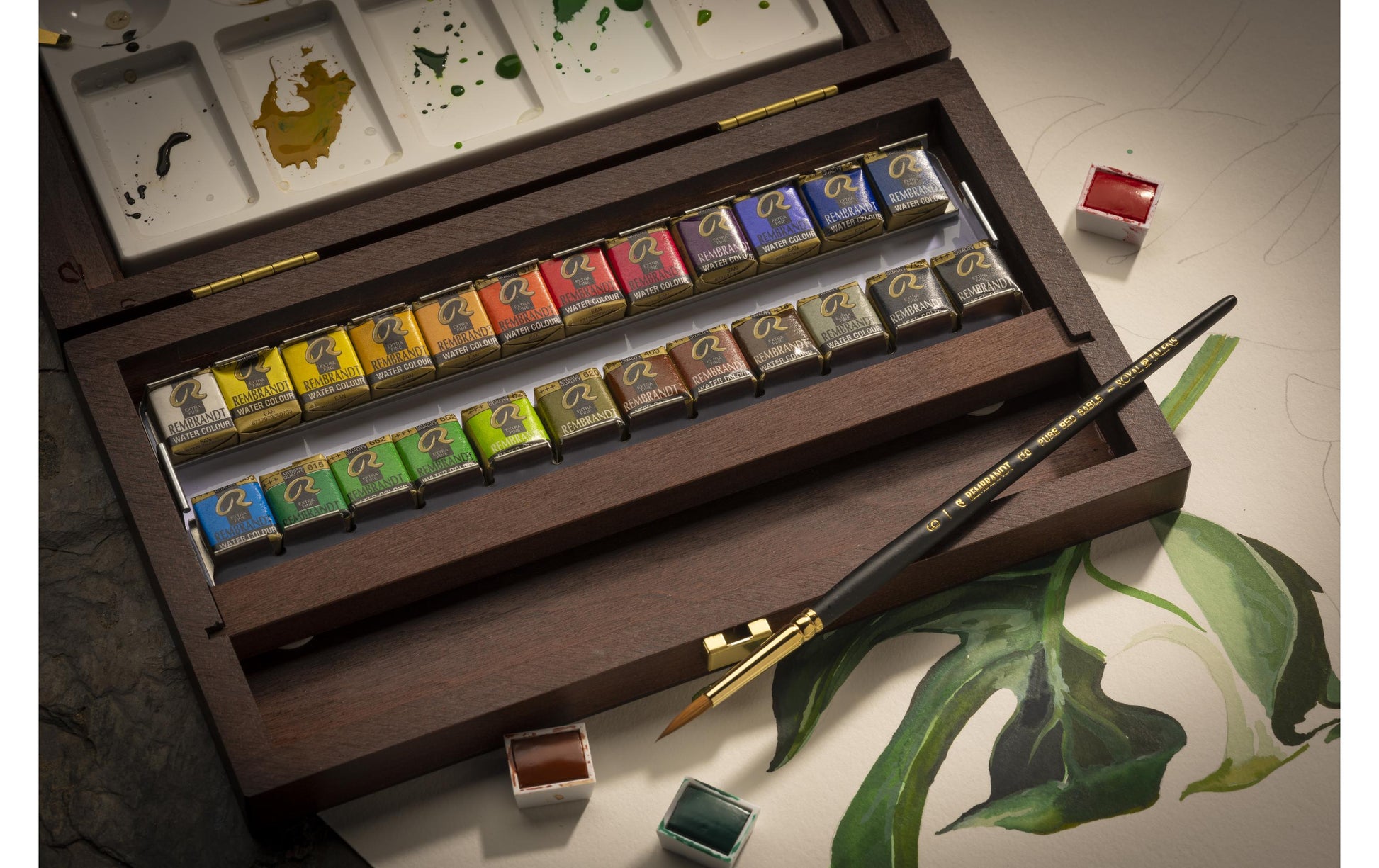 Royal Talens Rembrandt – Malkasten – Set – 24 Farben, inklusive Anmischpalette und Pinsel