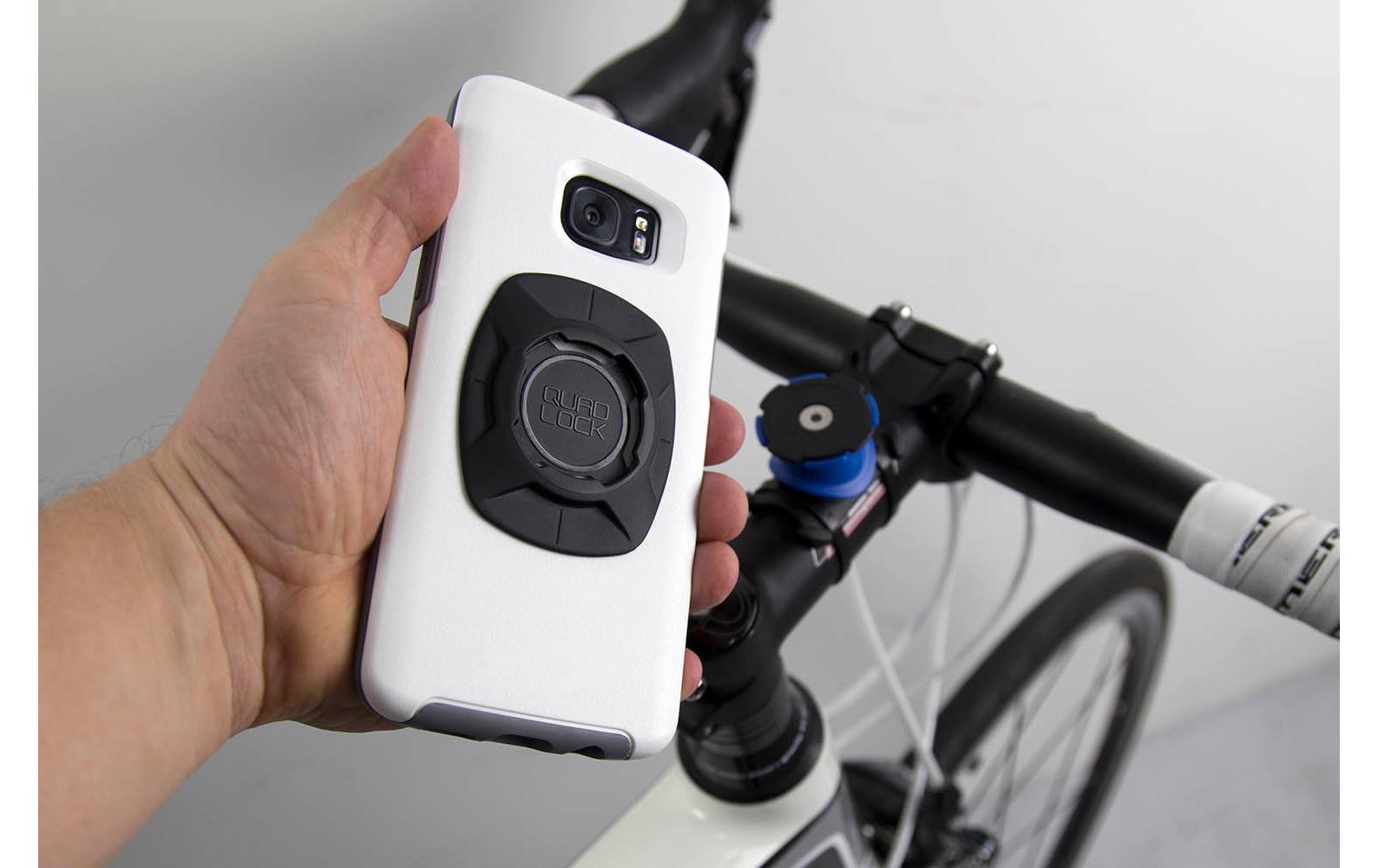 Quad Lock Universal Adapter V2 – Spezial-Zubehör – Klebekissen, für Smartphones/Tablets – Schwarz