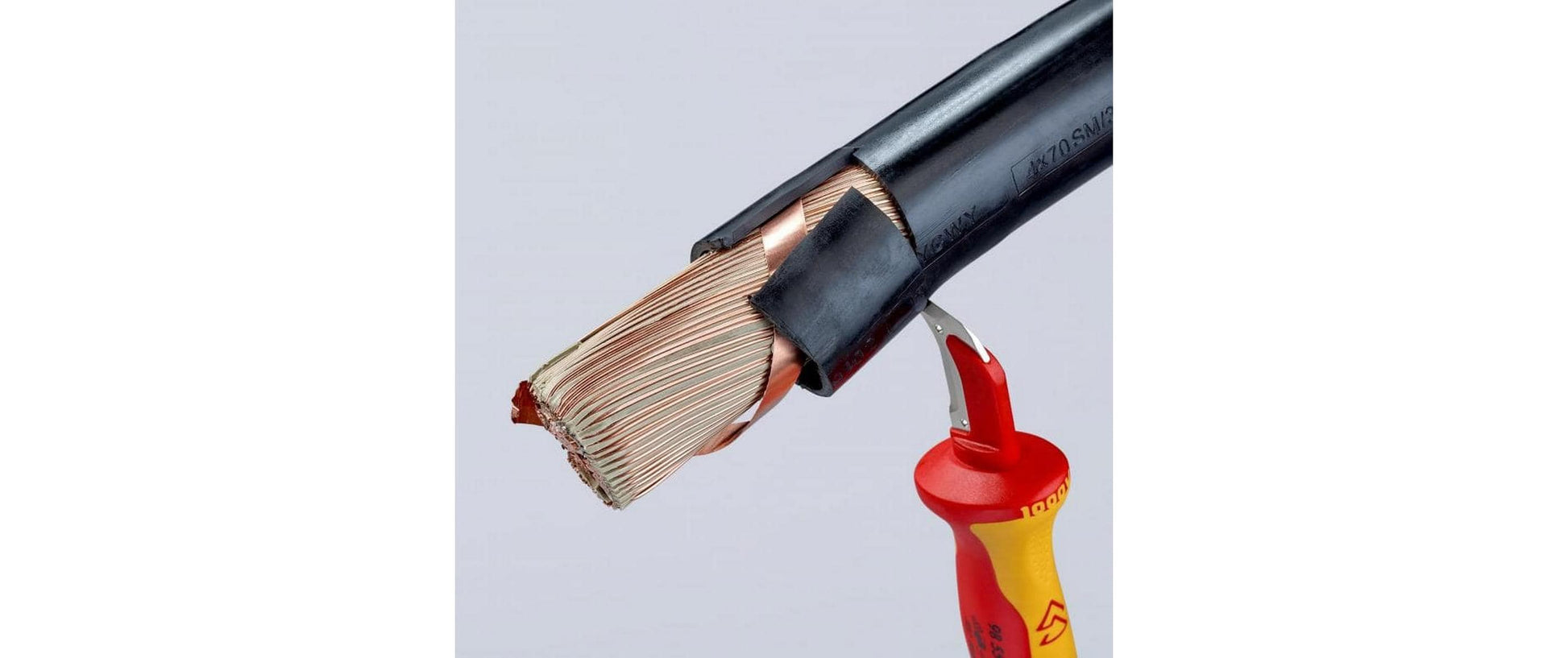 Knipex 009855 – Abisolierwerkzeug/Kabelschneider 180 mm, Stahl, Rot, 1 Stk.