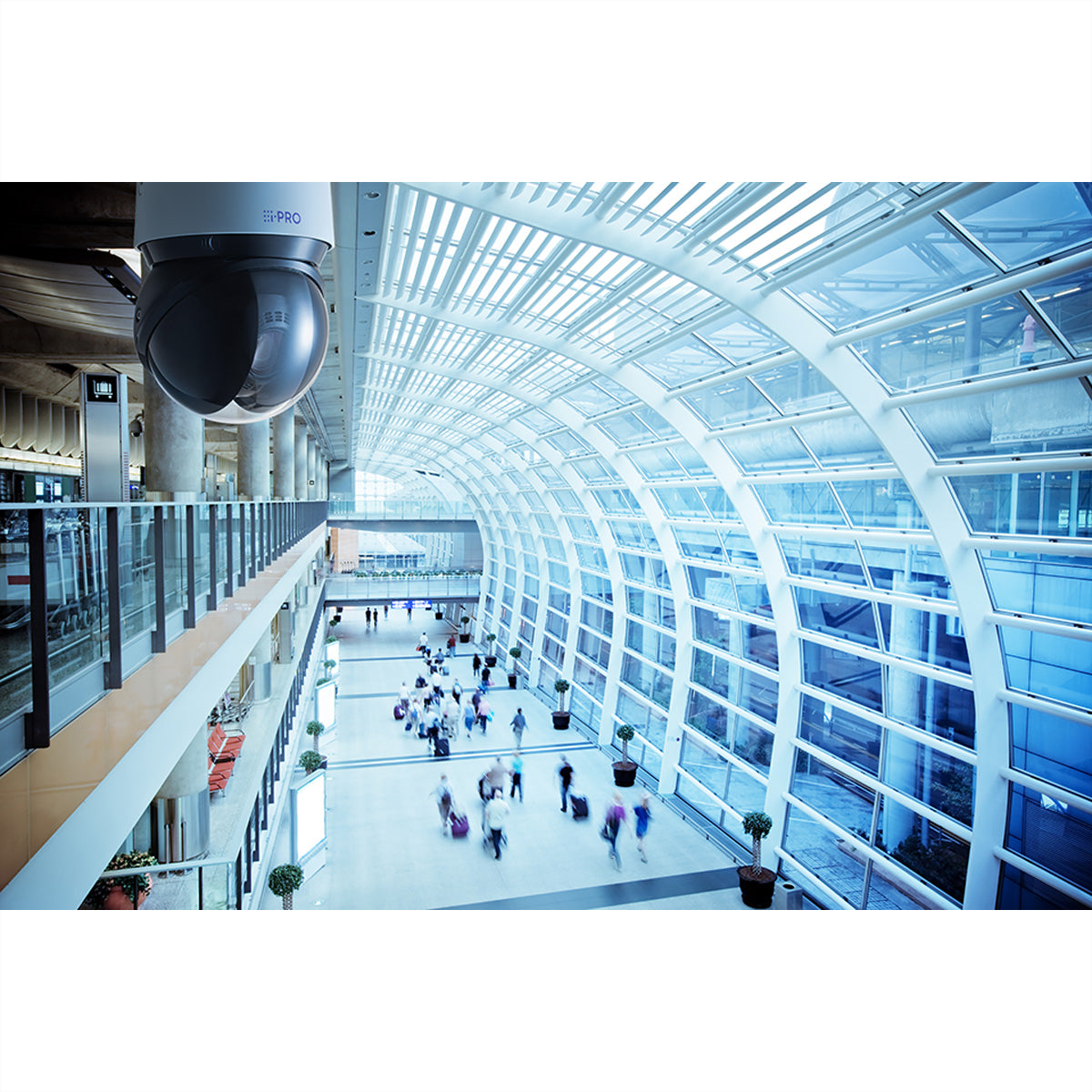 i-PRO WV-S66700-Z3L PTZ – 4K – 30× Zoom – PoE – IR 200 m – IP66 IK10