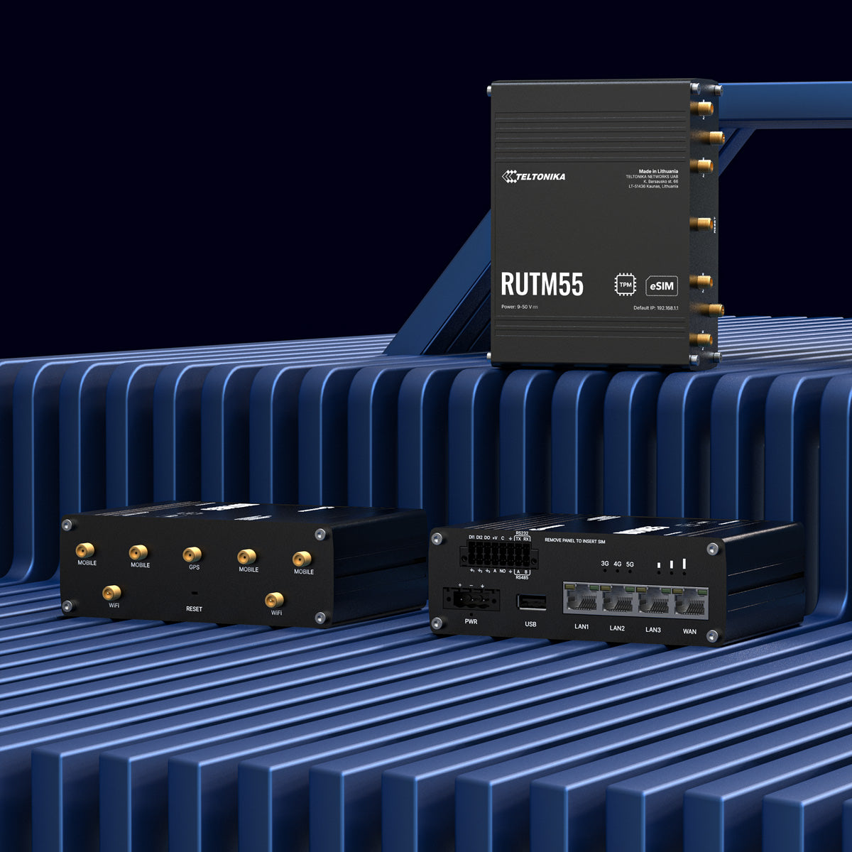 Teltonika RUTM55 – LTE/5G Router, Dual-Band (2,4/5 GHz), bis 3400 Mbit/s, Dual-SIM, eSIM, 4x RJ-45