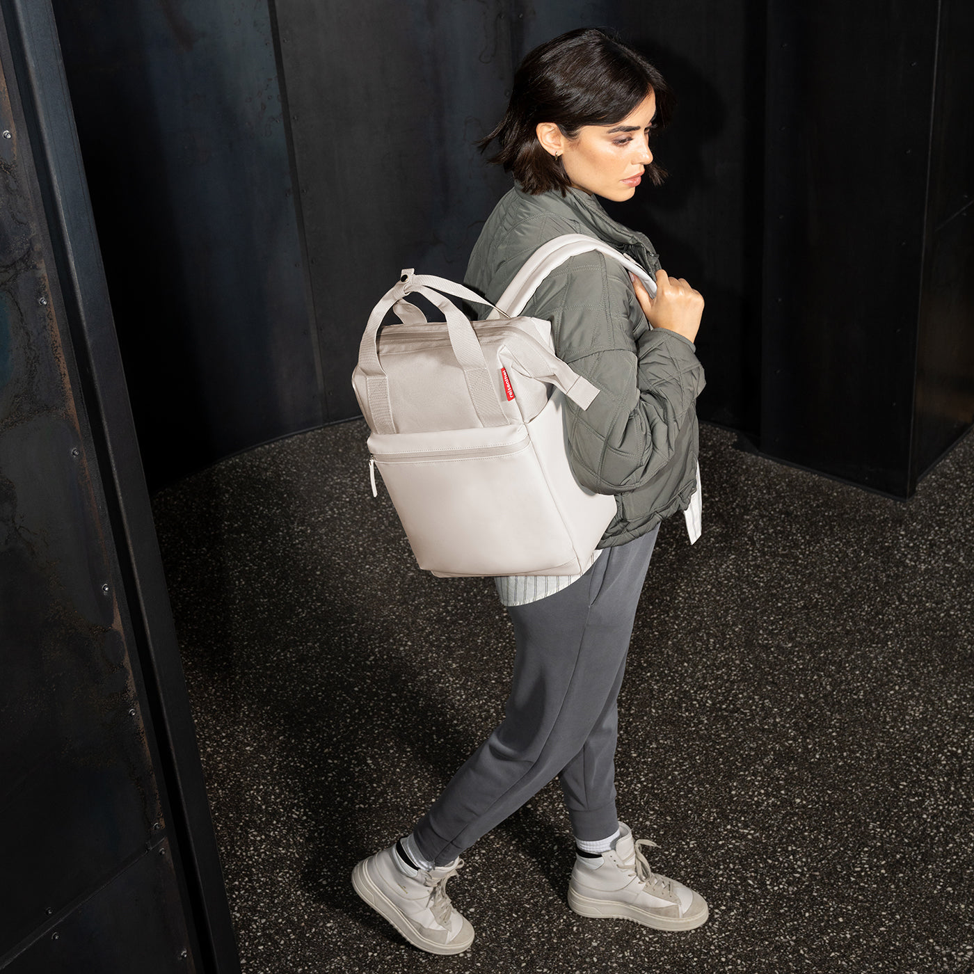 Reisenthel Freizeit-Rucksack – 16 l, steingrau