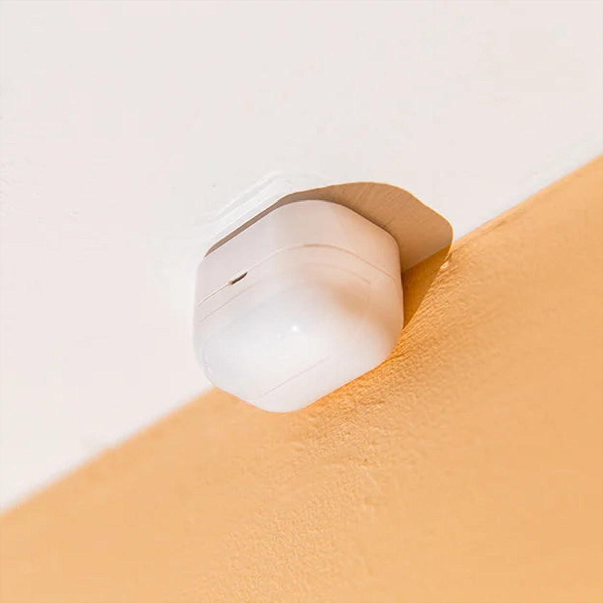 Shelly BLU Motion – Bewegungsmelder (PIR), Bluetooth, LUX-Sensor, 5-Jahres-Batterie – weiss