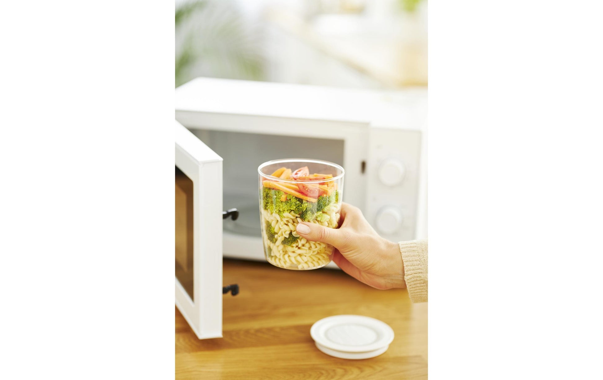 Rotho Glasbehälter – 0,7 l – rund – Borosilikatglas – transparent – Ø 11 cm × 11,8 cm