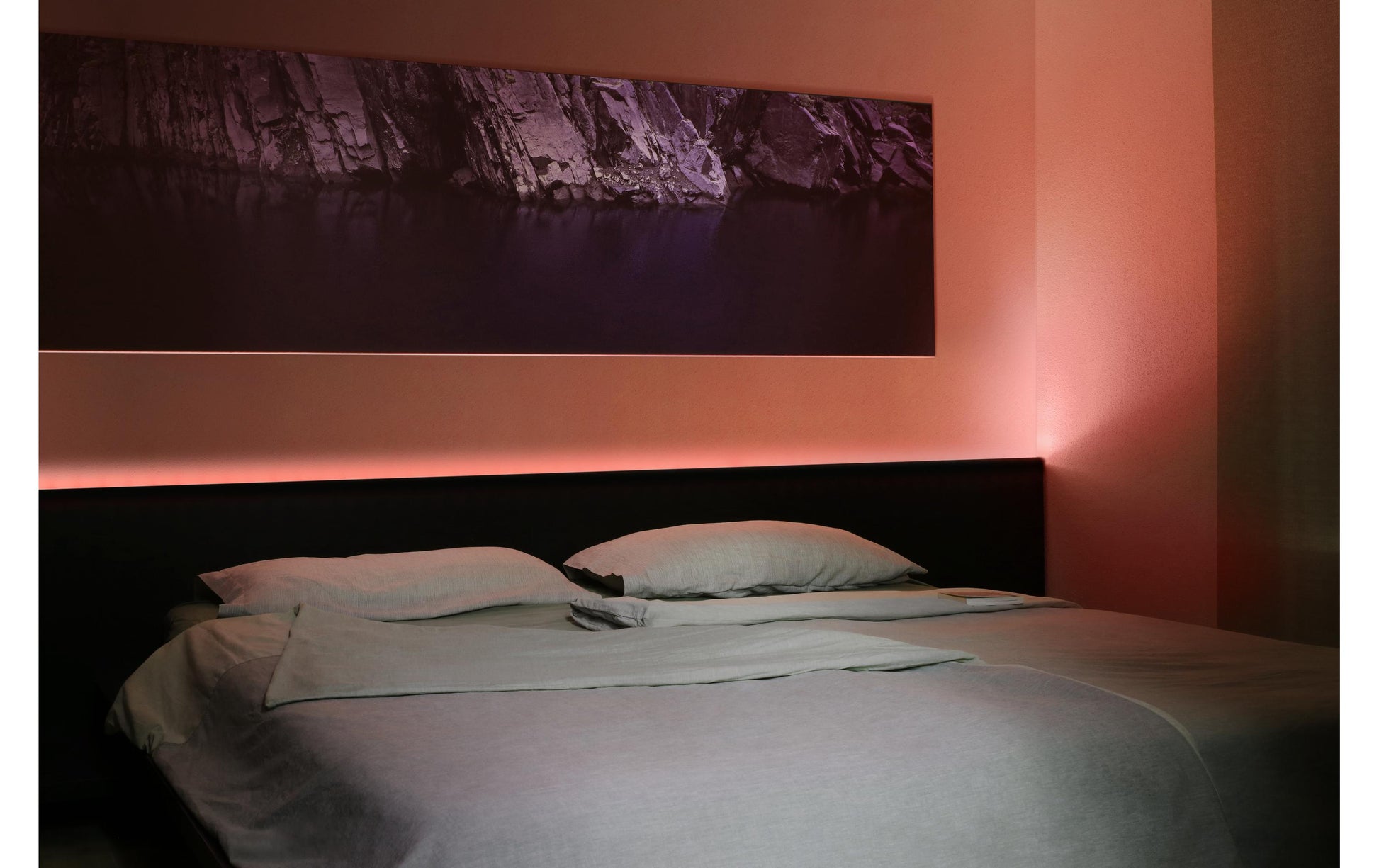 Eve Systems LED-Strip – Set, 2 m, 1800 lm, 24 W, RGB, 2200–6500 K, dimmbar, BT, für HomeKit, weiss