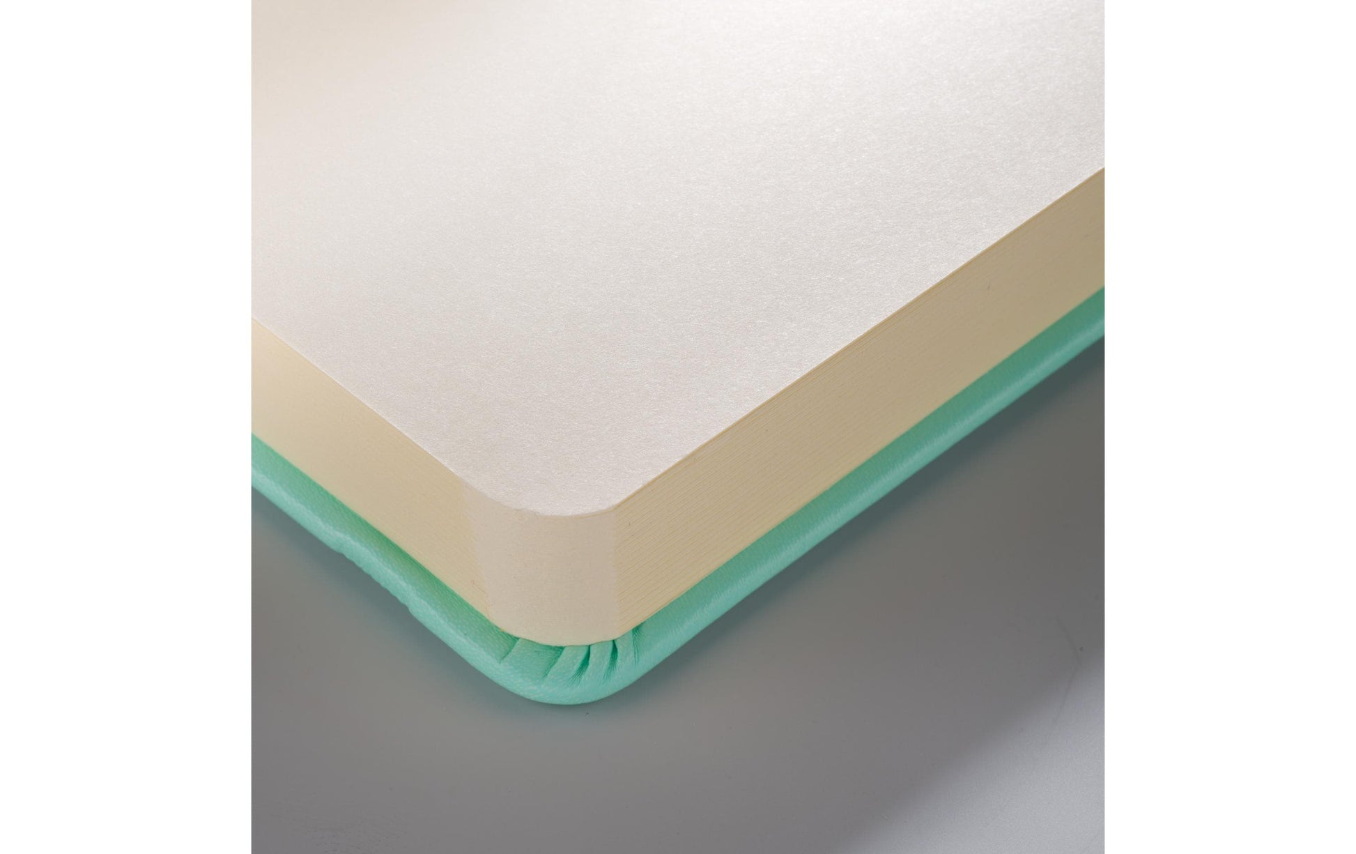 Talens Skizzenbuch Art Creation – 13 × 21 cm – 140 g/m² – Hardcover – 80 Blatt – cremefarbenes Papier – Mint