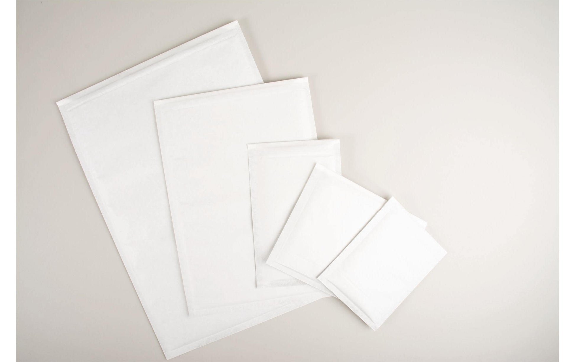 Elco Luftpolstertasche – 170 × 200 mm, weiss, selbstklebend, recyclingfähig