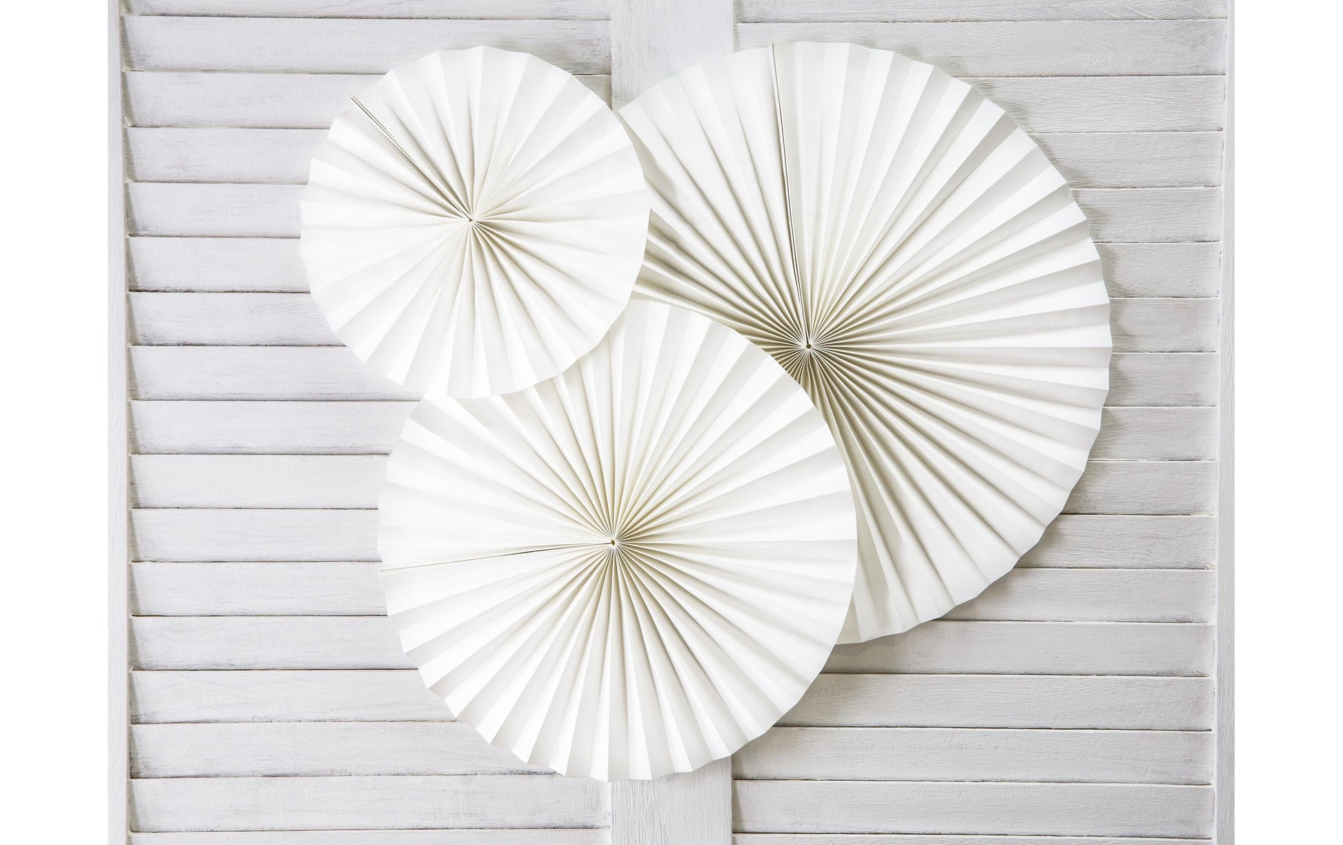 PartyDeco Rosetten – Weiss – 23, 32, 40 cm – 3 Stk – für Hochzeit