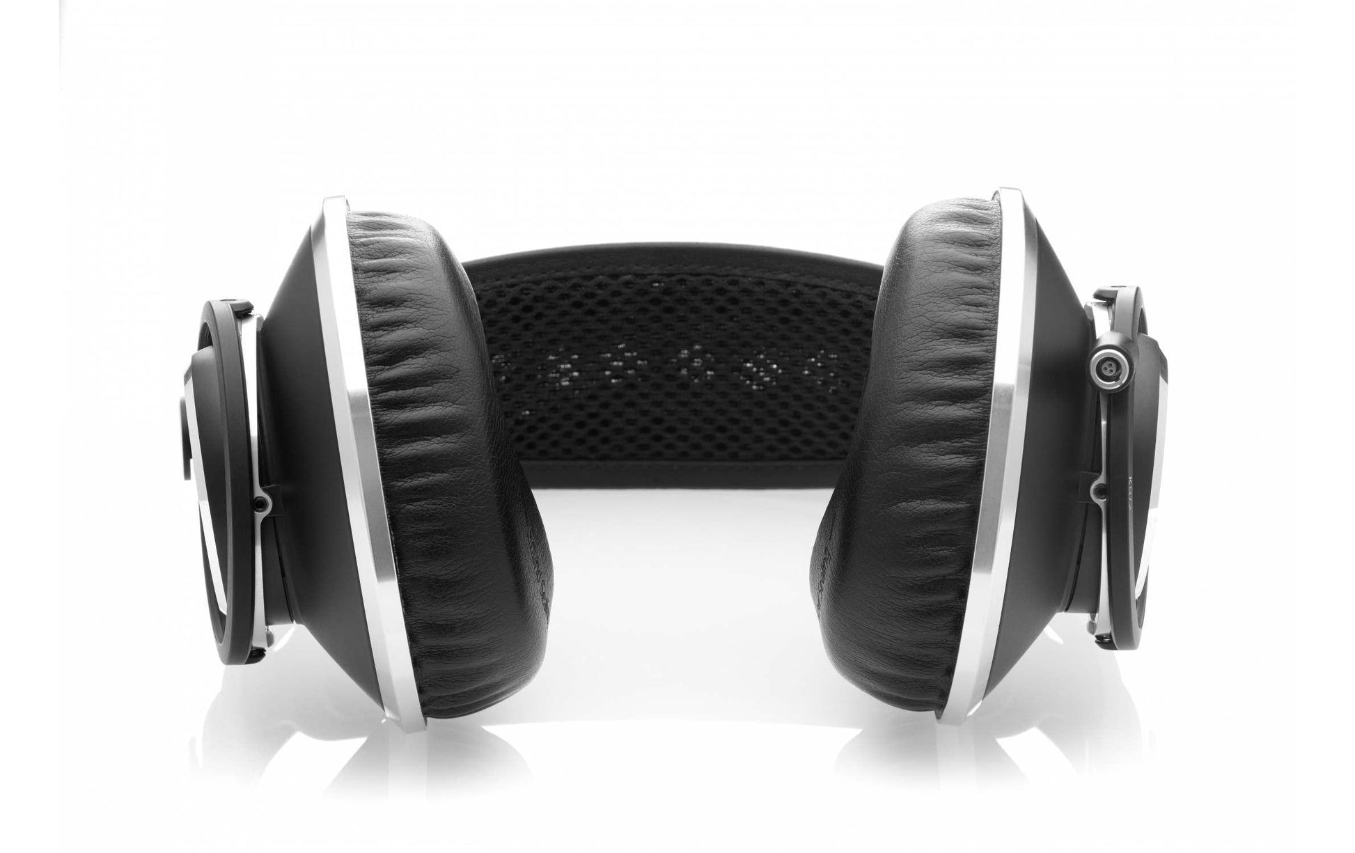 AKG K872 – Over-Ear Studiokopfhörer – geschlossen, 3,5 mm – schwarz