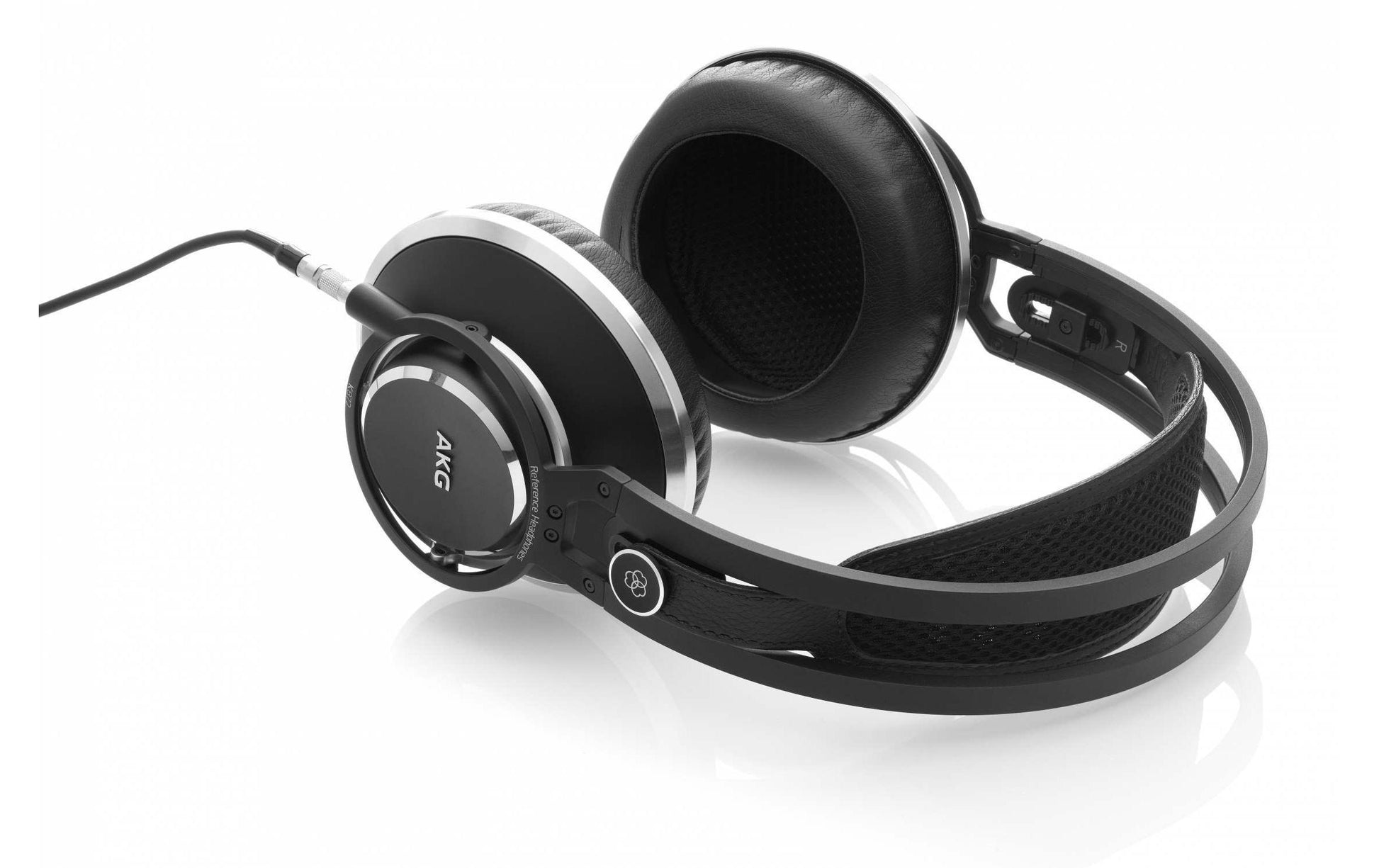 AKG K872 – Over-Ear Studiokopfhörer – geschlossen, 3,5 mm – schwarz