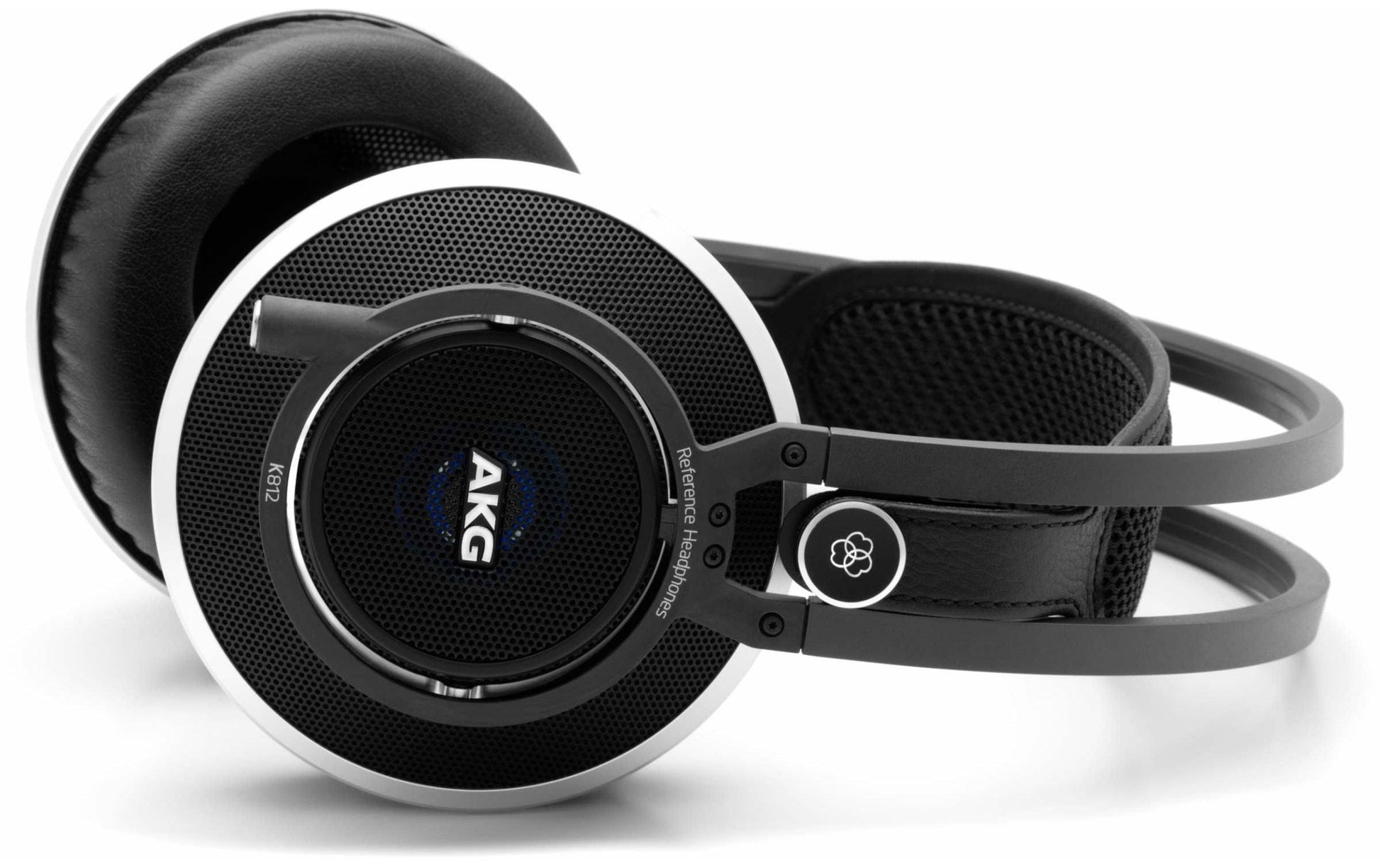 AKG K812 – Over-Ear Studiokopfhörer – Kabelgebunden, offen, abnehmbares Kabel, 36 Ω, 5 – 54’000 Hz – Schwarz