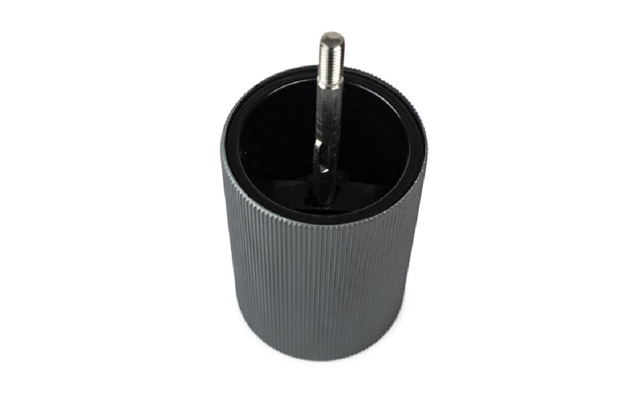 Peugeot Pfeffermühle Line – manuell, Stahlmahlwerk – Aluminium & Holz (Buche) – grau – 12 cm