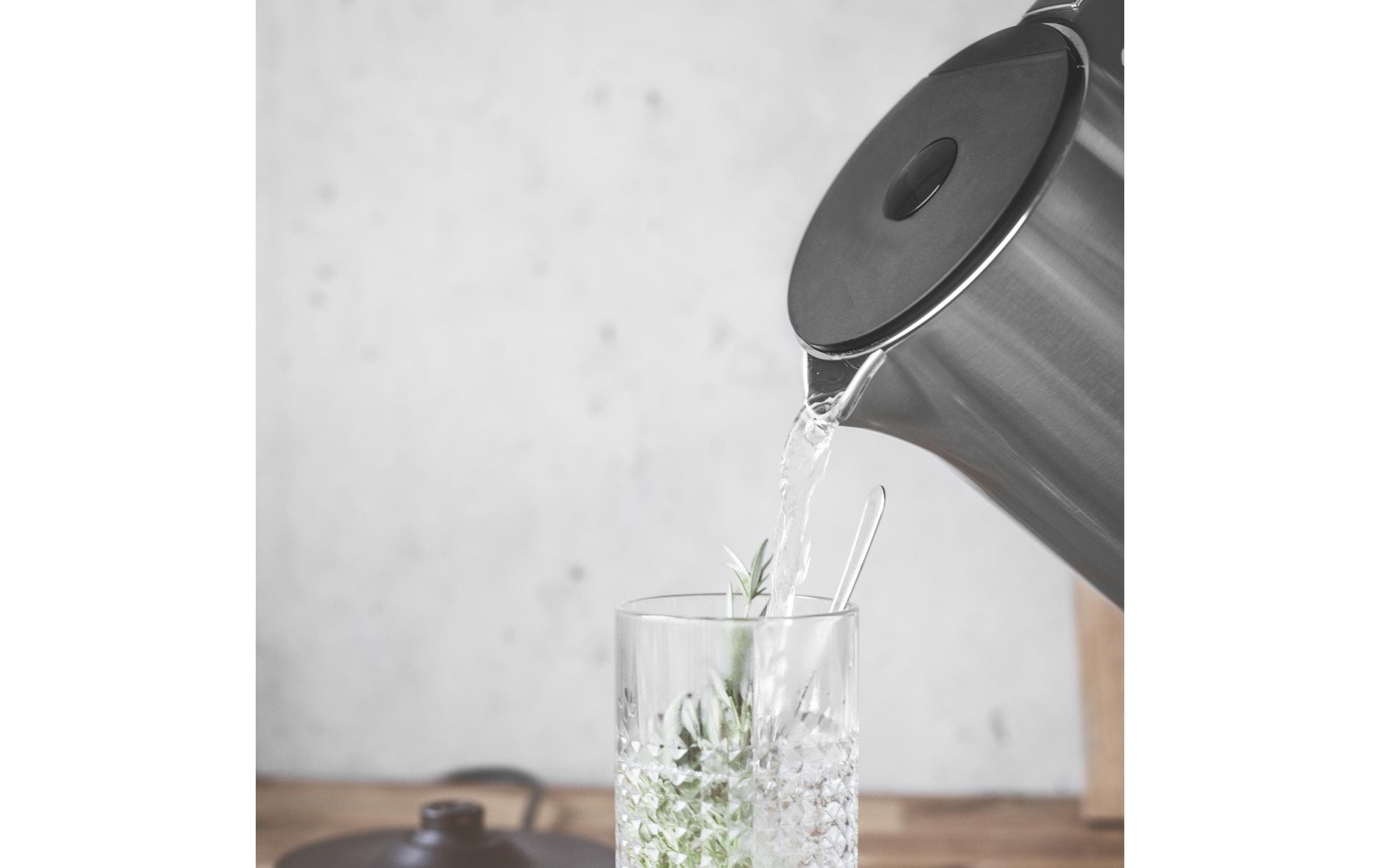 Gastroback Wasserkocher – 1,5 l, mit Temperaturwahl, Warmhaltefunktion, Edelstahl