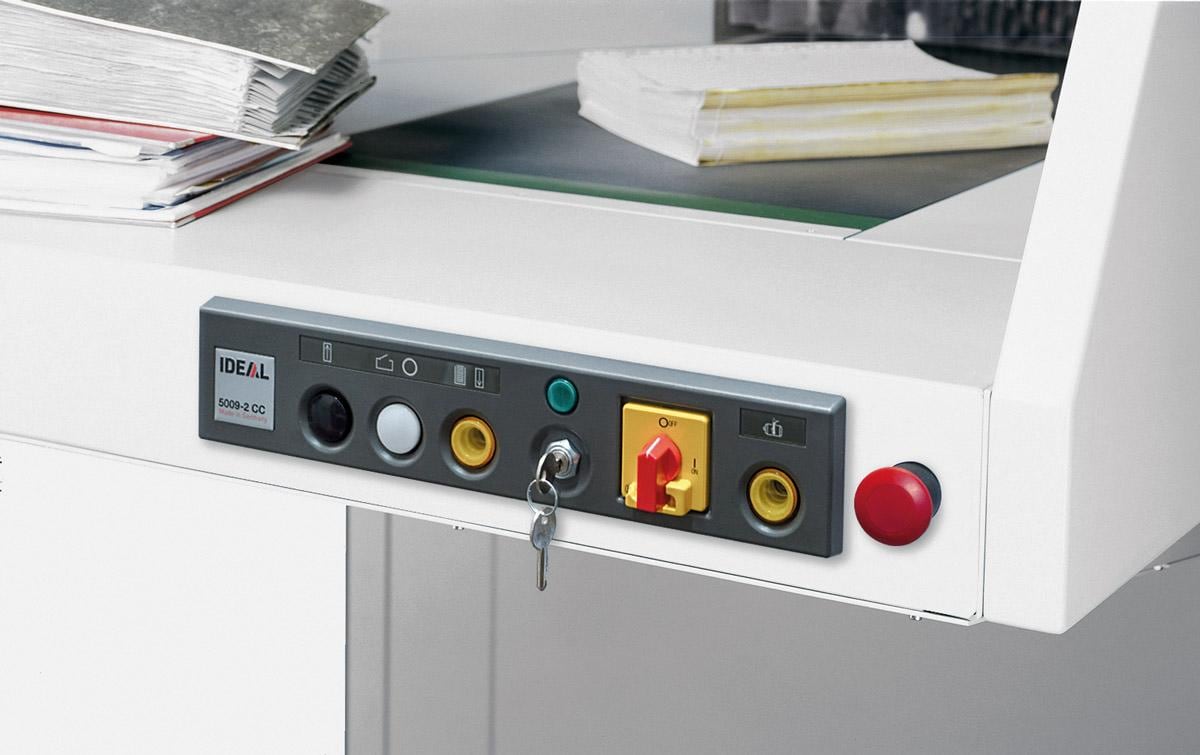 Ideal 5009CC – Aktenvernichter mit Autofeed 700 Blatt, DIN P-2, Partikelschnitt 8 × 80 mm, 300 l