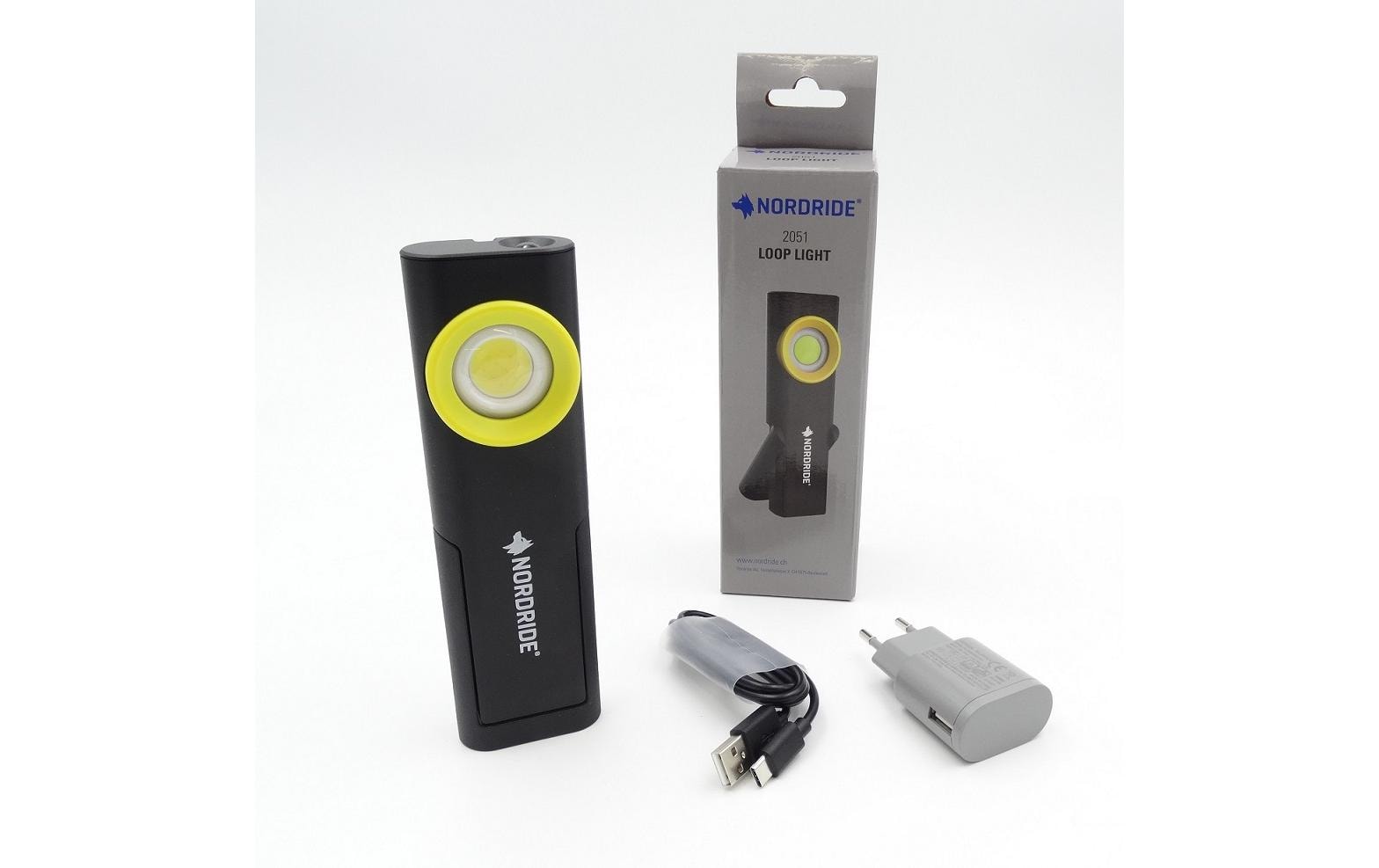 NORDRIDE Taschenlampe Loop Light – 500 lm, 3 Stufen, IP54, Akku 2200 mAh, Haken, Magnet – Schwarz