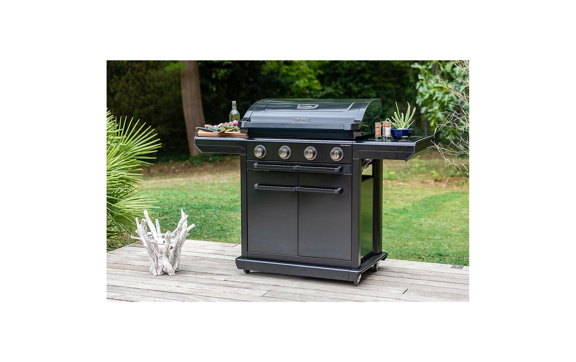 Campingaz Gasgrill 4 Series Onyx S – 4 Brenner, 15,9 kW, Grillfläche 3'312 cm² – Schwarz