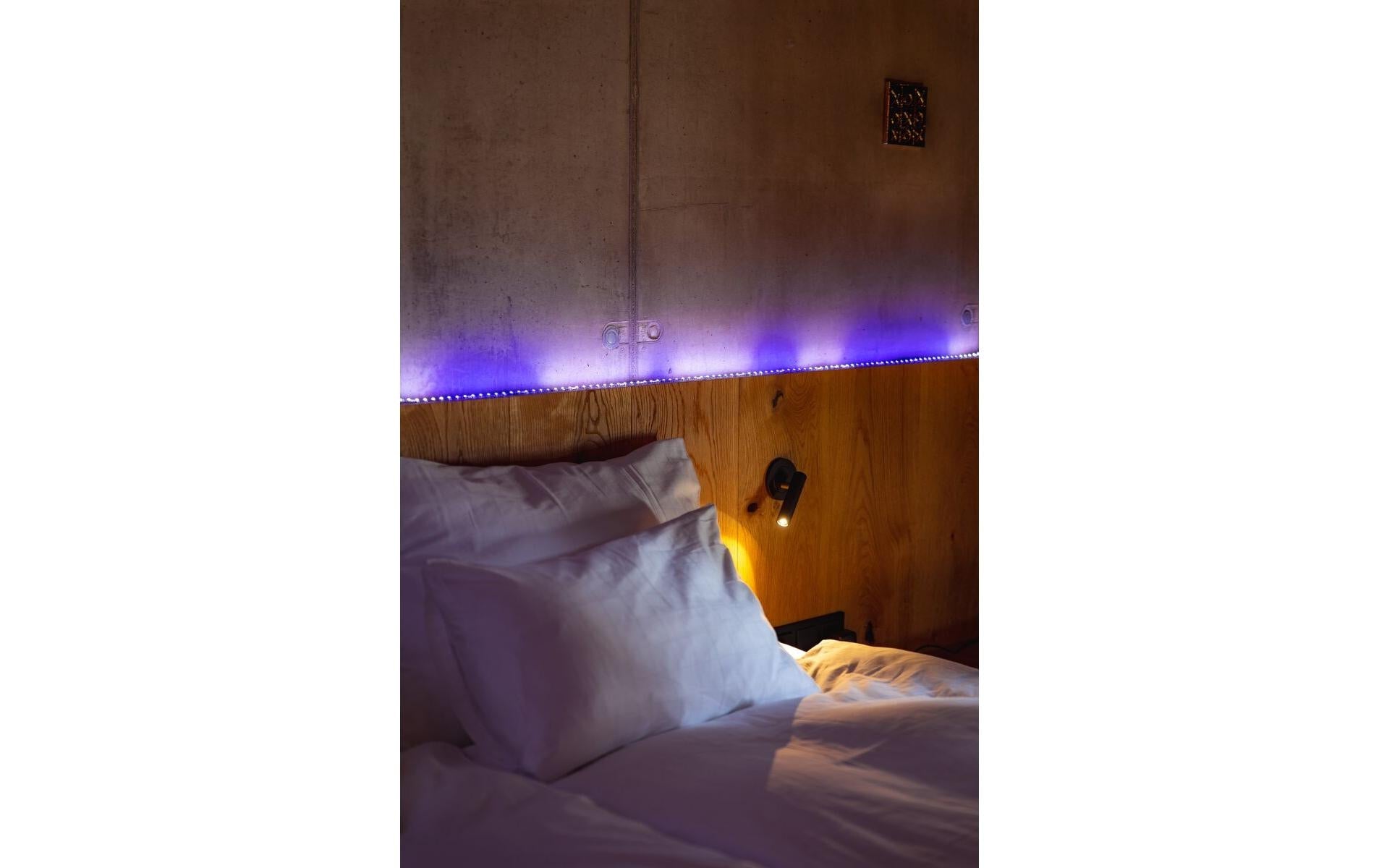 Twinkly LED-Strip 1,5 m – Erweiterung, RGB, WLAN/Bluetooth – für Twinkly Line – IP20 – 1 Stk. – Schwarz