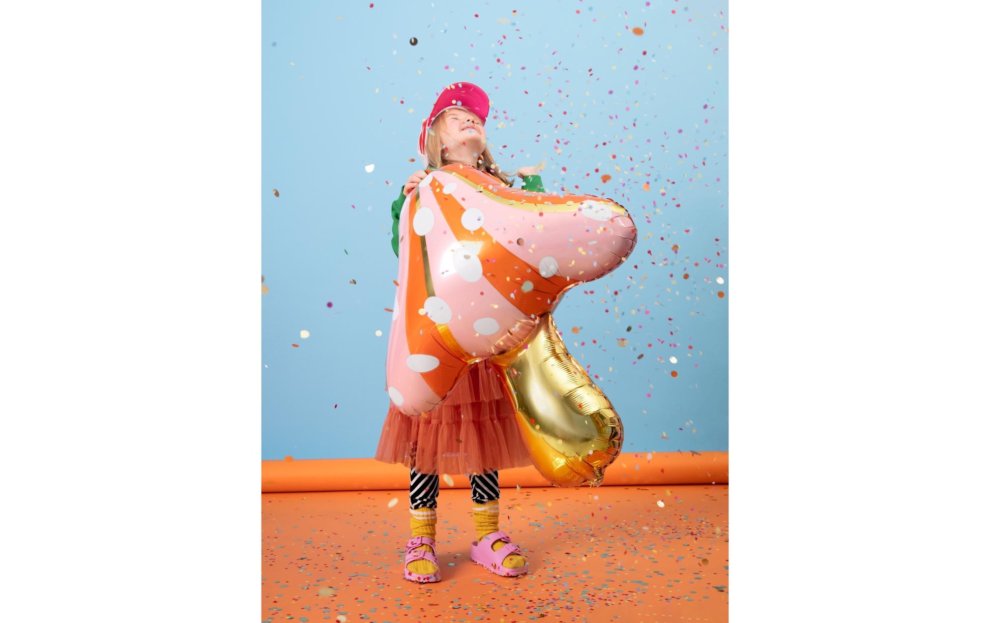 PartyDeco Folienballon Pilz – mehrfarbig – 77 × 95 cm – 1 Stk – mit Helium befüllbar