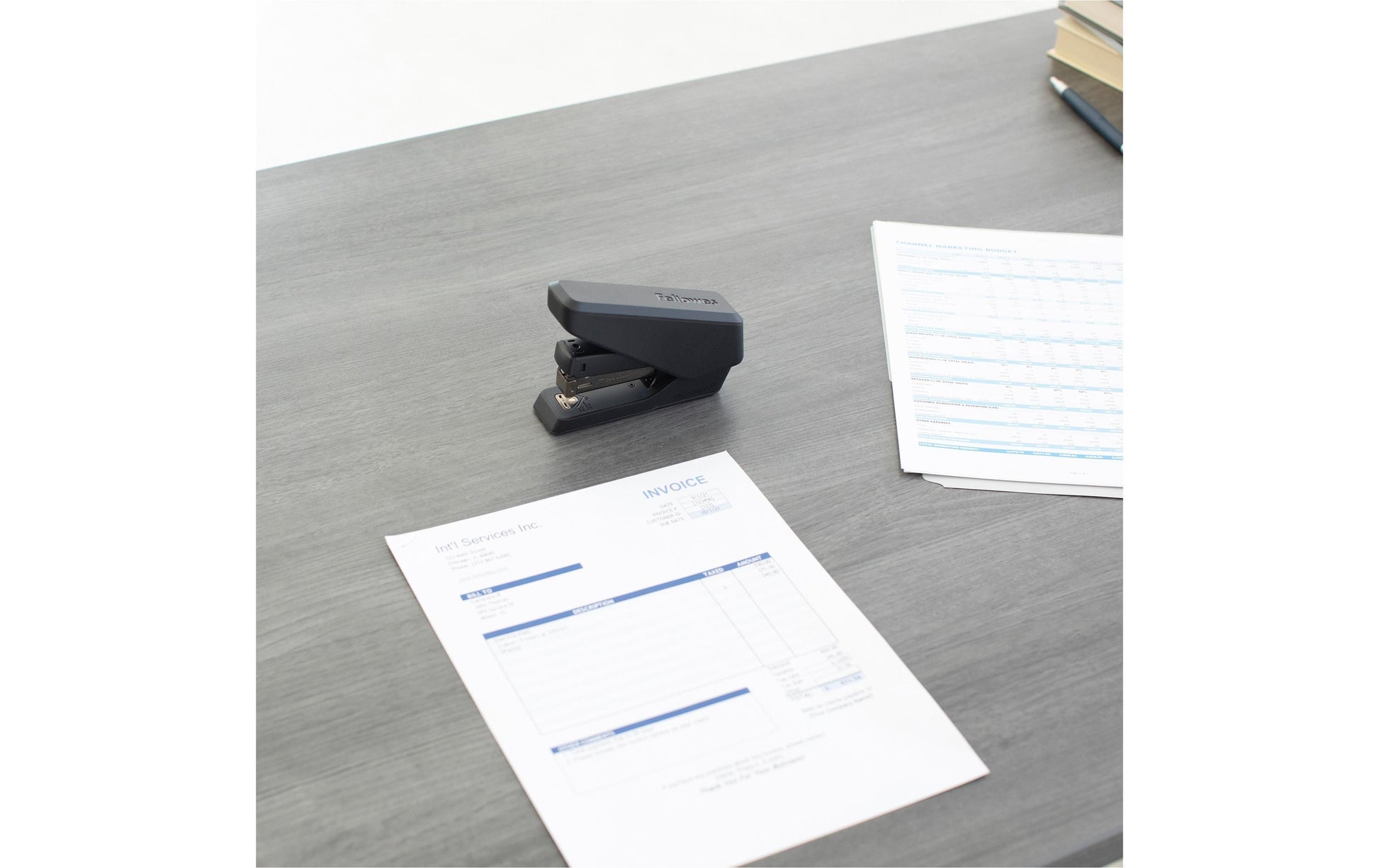 Fellowes LX840 Heftgerät – 25 Blatt, Abnehmbarer Klammerentferner, Schwarz