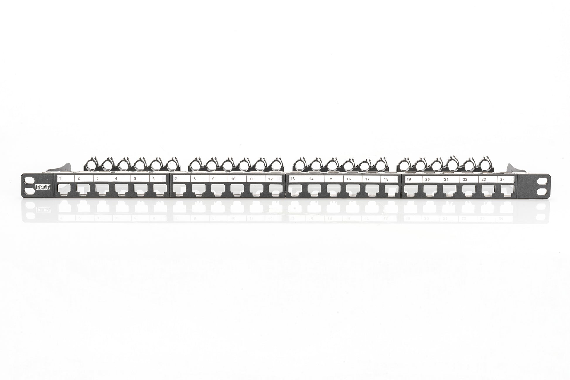 Digitus Patchpanel – 24× RJ‑45, Cat6a, geschirmt, 0,5U, Schwarz, SPCC, Rackeinbau