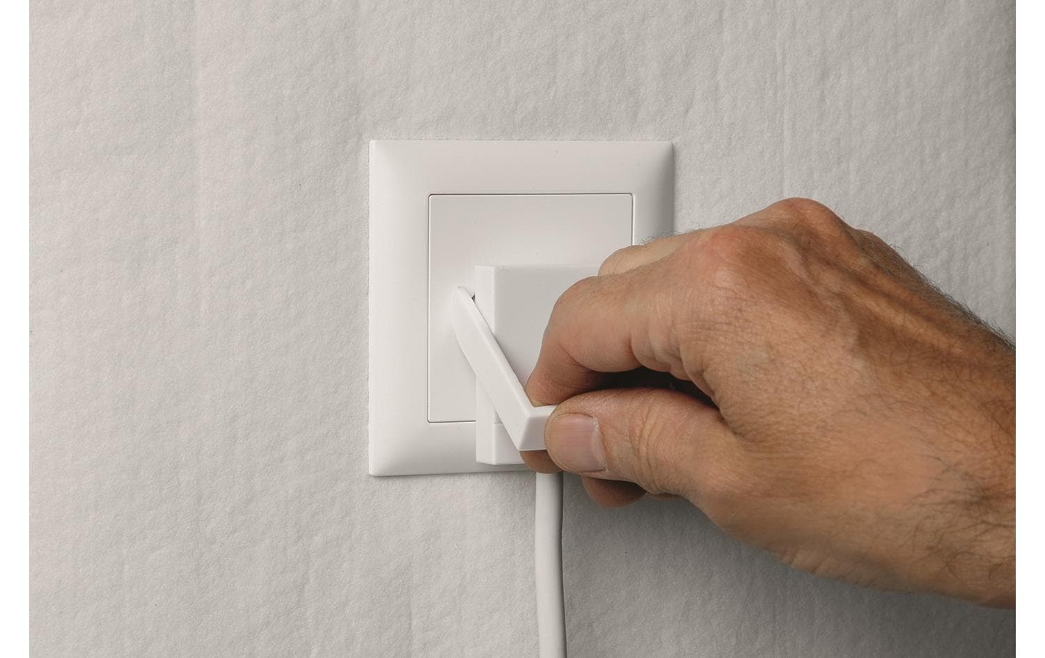 Steffen STEBA VARIABL – Steckdosenleiste, 8× T13, mit Schalter, 3 m, Stecker T12, IP20