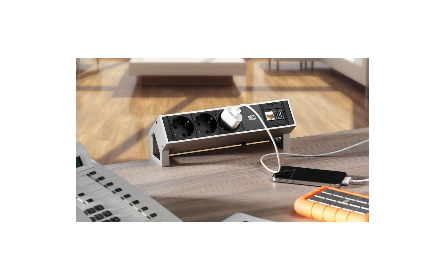 Bachmann DESK 2 – Tischsteckdosenleiste, 3× T13, 0,2 m, Stecker GST18I3