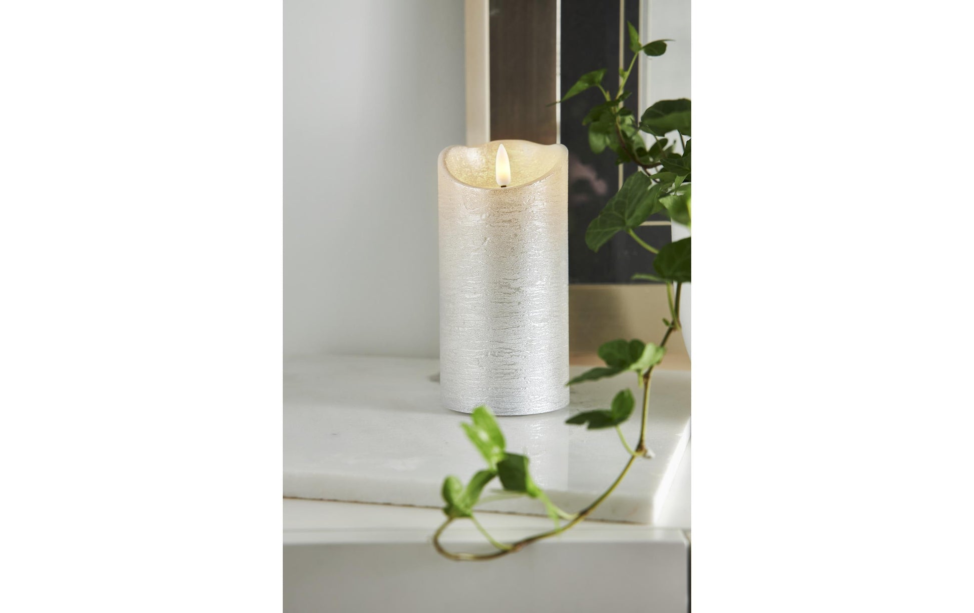 Star Trading LED-Kerze – Ø 7,5 × 15 cm – Wachs, Silber