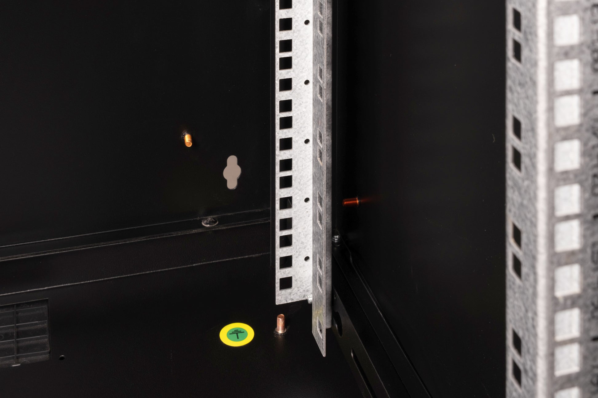 Digitus Unique – 19" Wandverteiler 20U, IP20, abschliessbar, 600 × 600 × 998 mm, schwarz, Stahl
