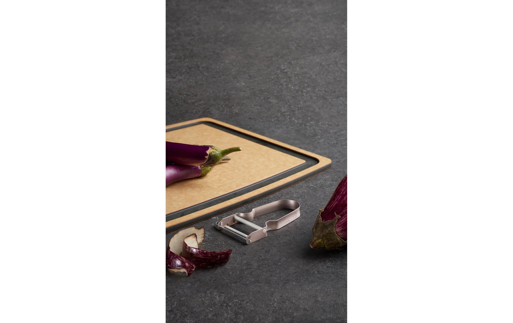 Victorinox REX – Sparschäler 11 cm, Edelstahl/Aluminium, Lavendel