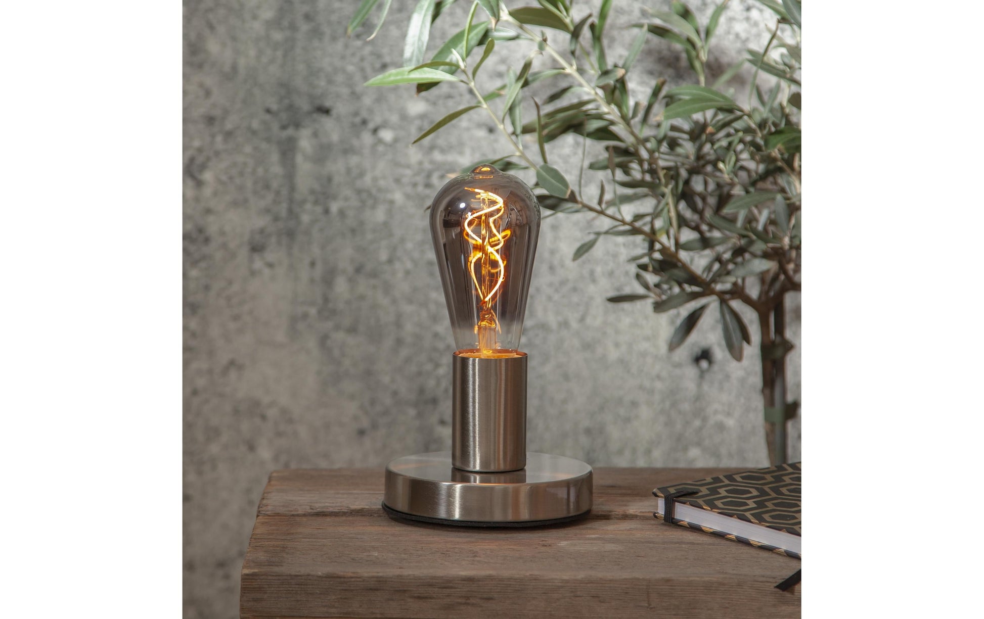Star Trading Leuchtmittel E27 ST64 – Warmweiss 1800 K, 40 lm, 3 W – IP44 – 1 Stk.