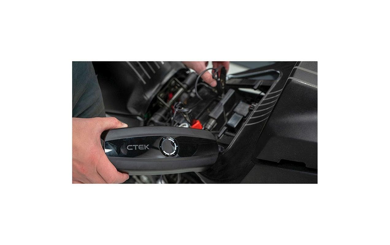Ctek CS ONE Batterieladegerät 12 V 8 A (96 W) – AGM-kompatibel, Erhaltungsladung, IP65 – für Motorrad