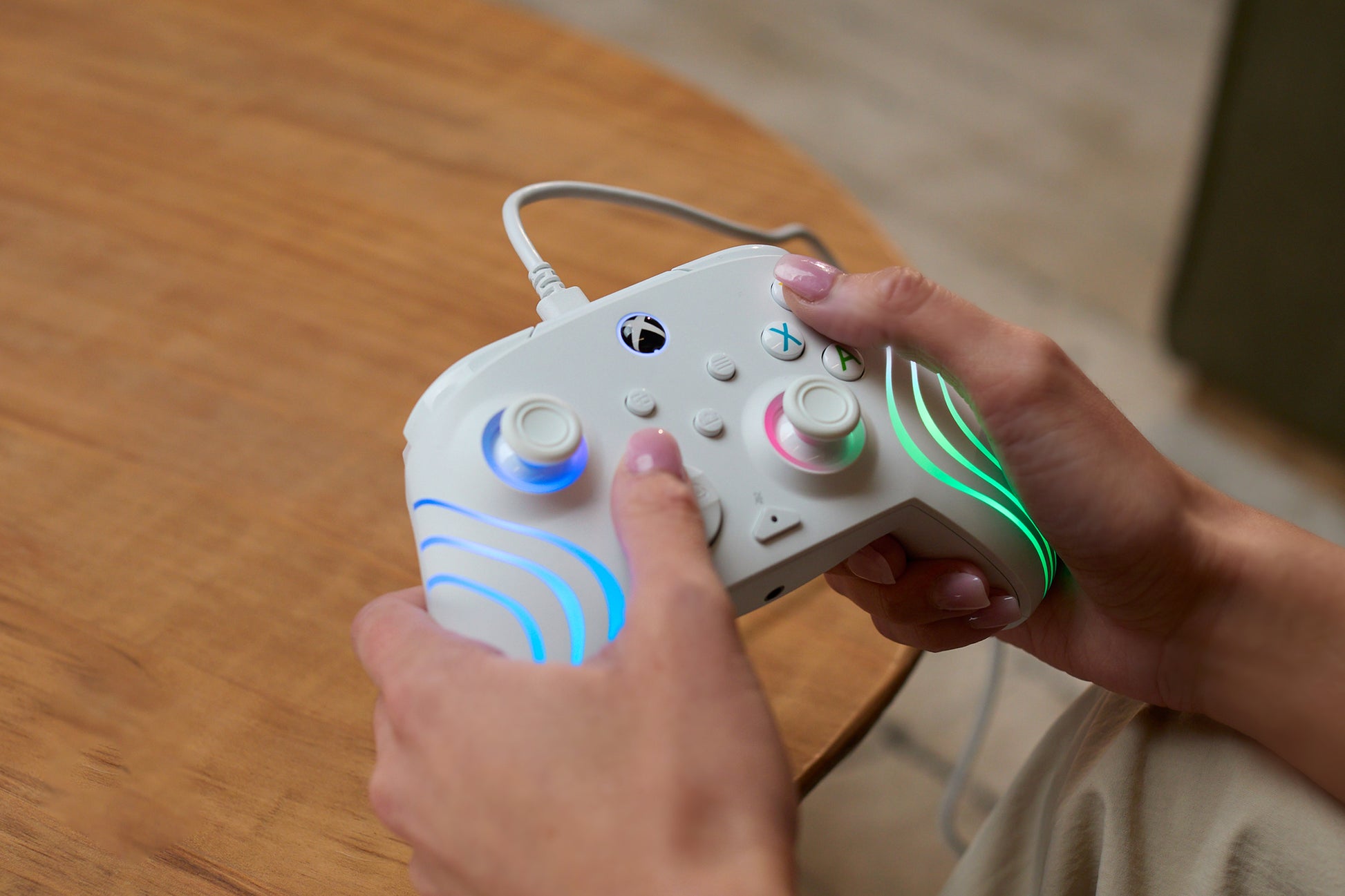 Turtle Beach Afterglow Wave – Gamepad – USB (kabelgebunden, USB-C) – RGB, 3 m Kabel – für Xbox & PC, Weiss