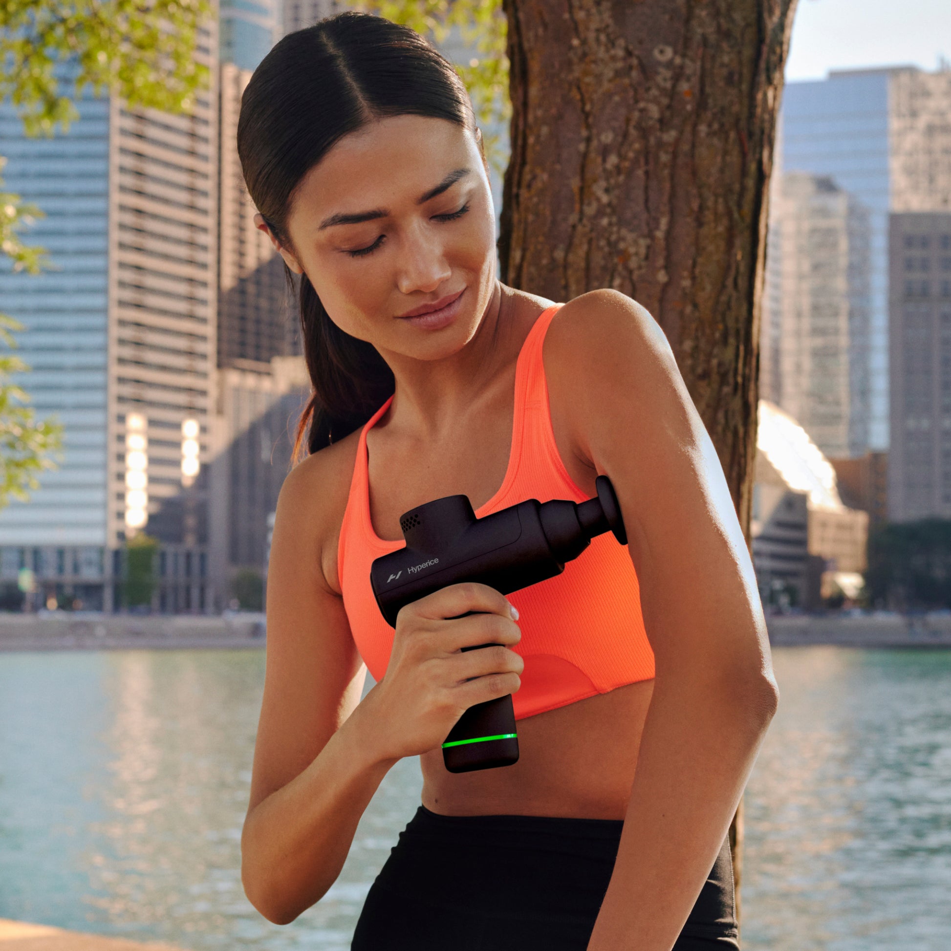 HyperIce Massagepistole Hypervolt Go 2.0 – Perkussionsmassage, 3 Stufen, Akku – Schwarz