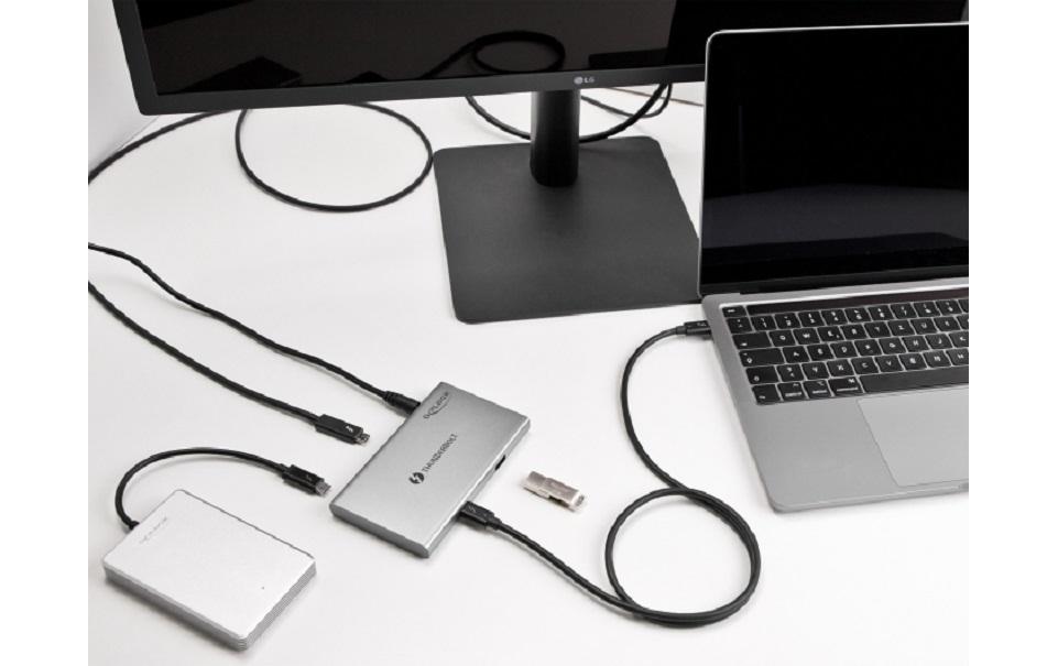 DeLOCK 64157 Thunderbolt-Hub – 1× USB-A, 100 W PD, 4× TB4, für Windows/Mac/ChromeOS