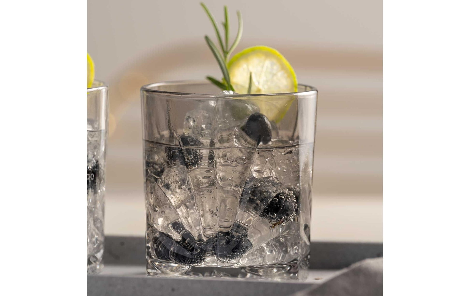 LEONARDO Whiskyglas SOF Capri – 4er Set, 220 ml, Ø 7,9 cm, H 8,5 cm, Glas, Grau, spülmaschinenfest
