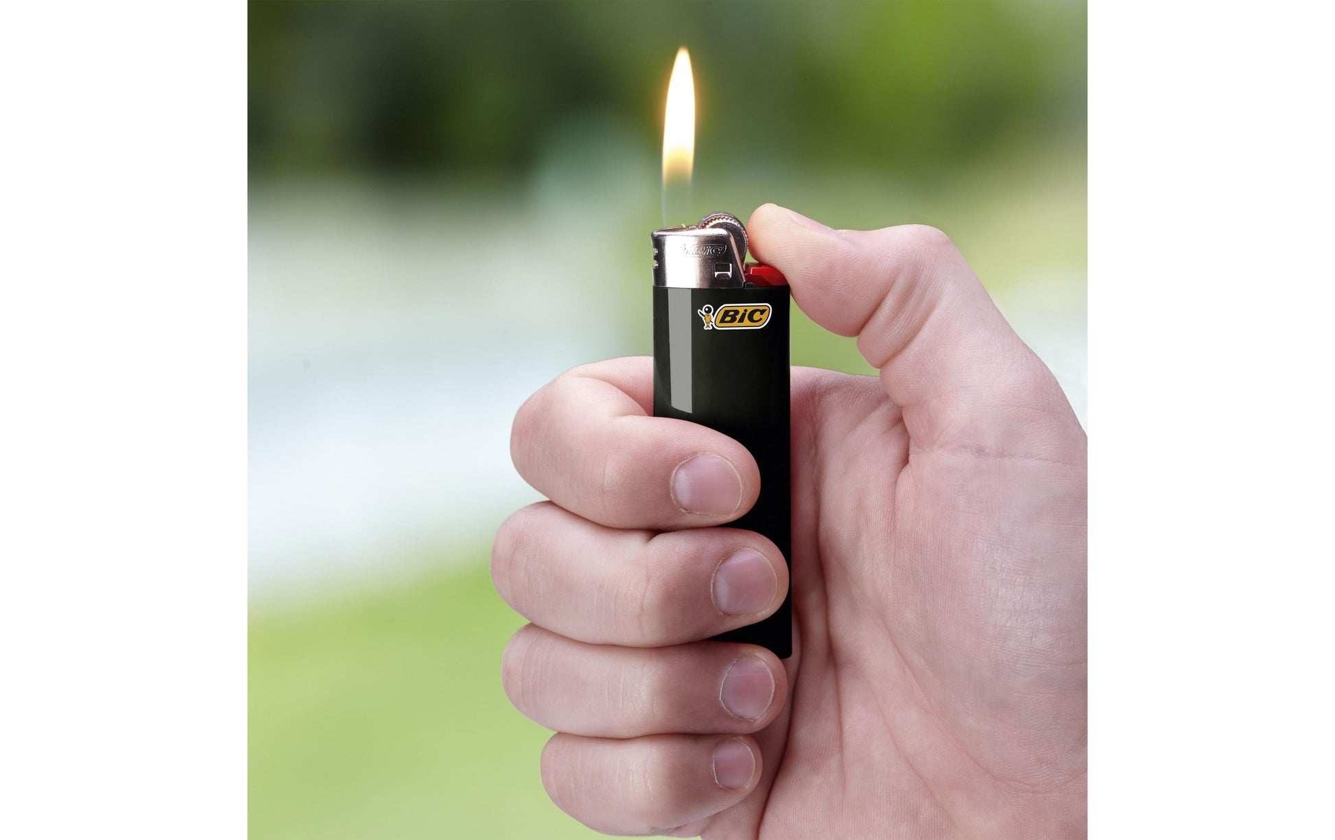 BIC Feuerzeug J26 Maxi – mehrfarbig, Kunststoff