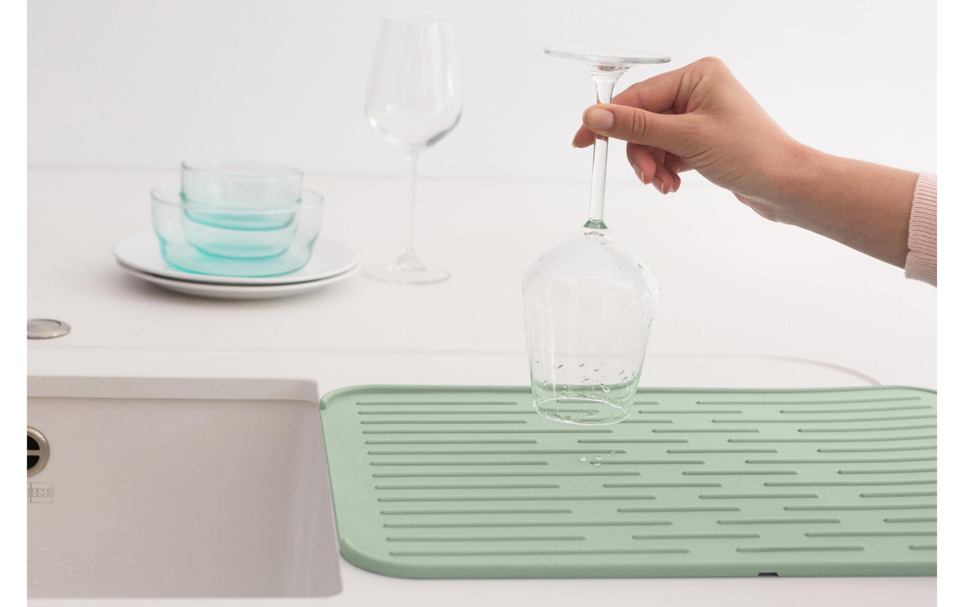 Brabantia Abtropfmatte 32,5 × 43,8 × 0,9 cm, Silikon, Hellgrün