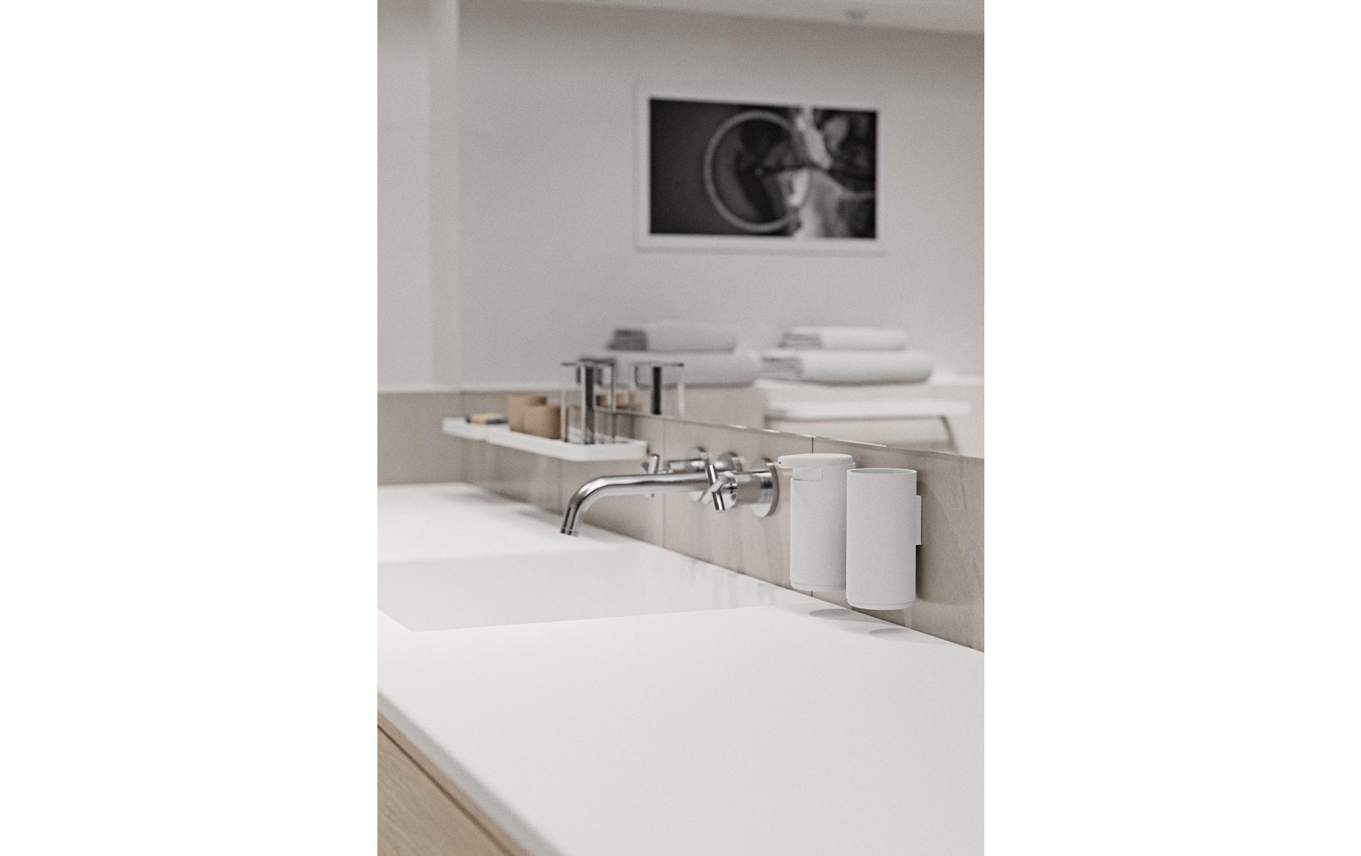 Zone Denmark Rim Manueller Seifenspender – Wandmontage – 200 ml, Weiss, ABS, Aluminium