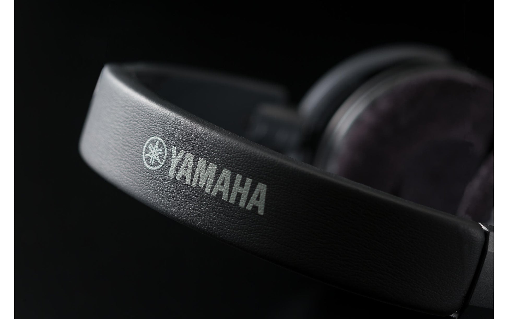 Yamaha HPH-150B – On-Ear Kopfhörer – kabelgebunden, offen – schwarz