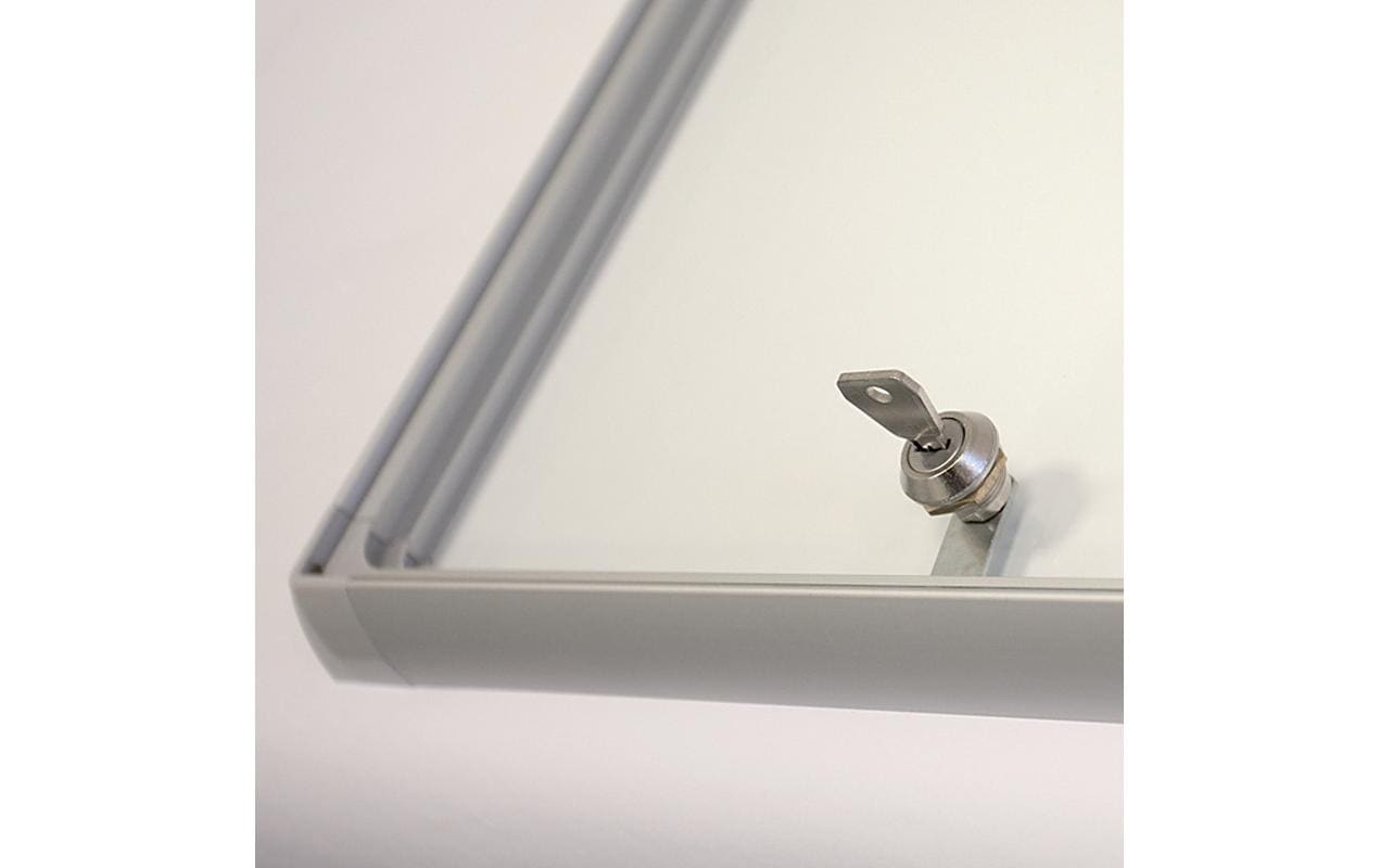 Franken Schaukasten X-traLine, 2 × A4 – magnethaftend, Innenbereich, 51 × 37 × 3 cm