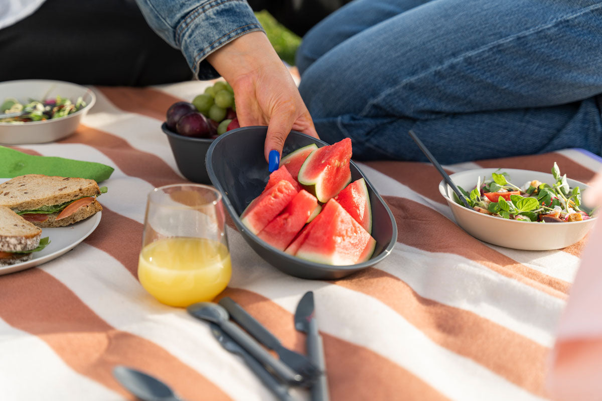 Duni Messer – Polypropylen, dunkelgrau, 19 cm, wiederverwendbar, spülmaschinenfest, Wellenschliff, 100 Stk.