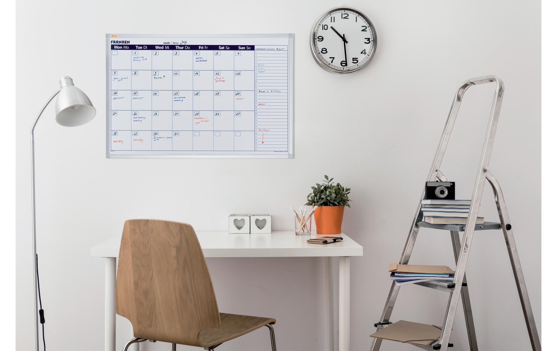 Franken Monatsplaner, magnetisch, Alurahmen, Montageset – 90 × 60 cm, Weiss