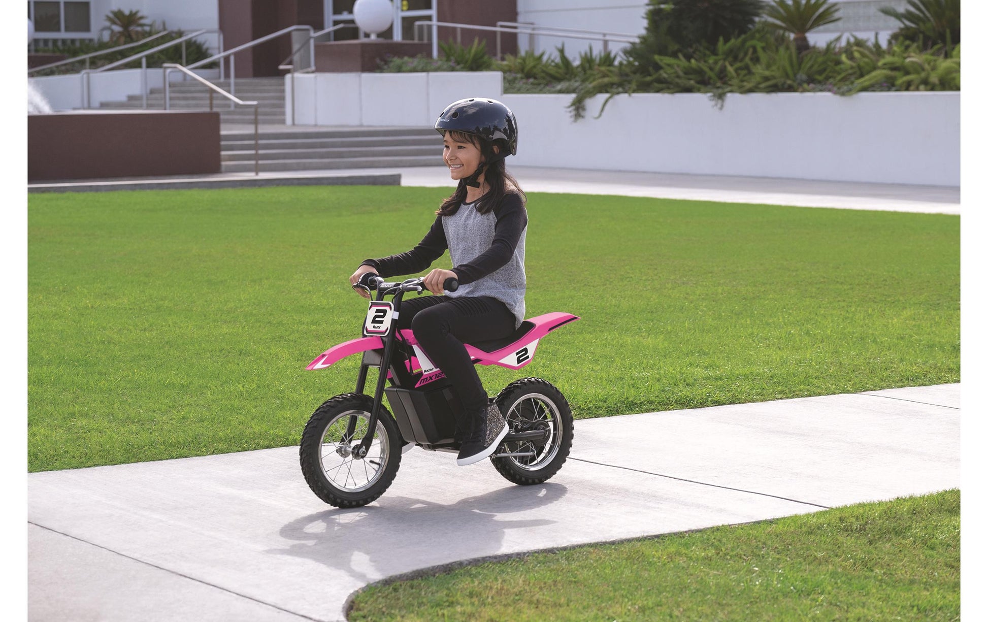 Razor MX 125 – Elektrisches Rutschfahrzeug – 13 km/h, 9 km Reichweite – 12 V – ab 7 Jahren – rosa