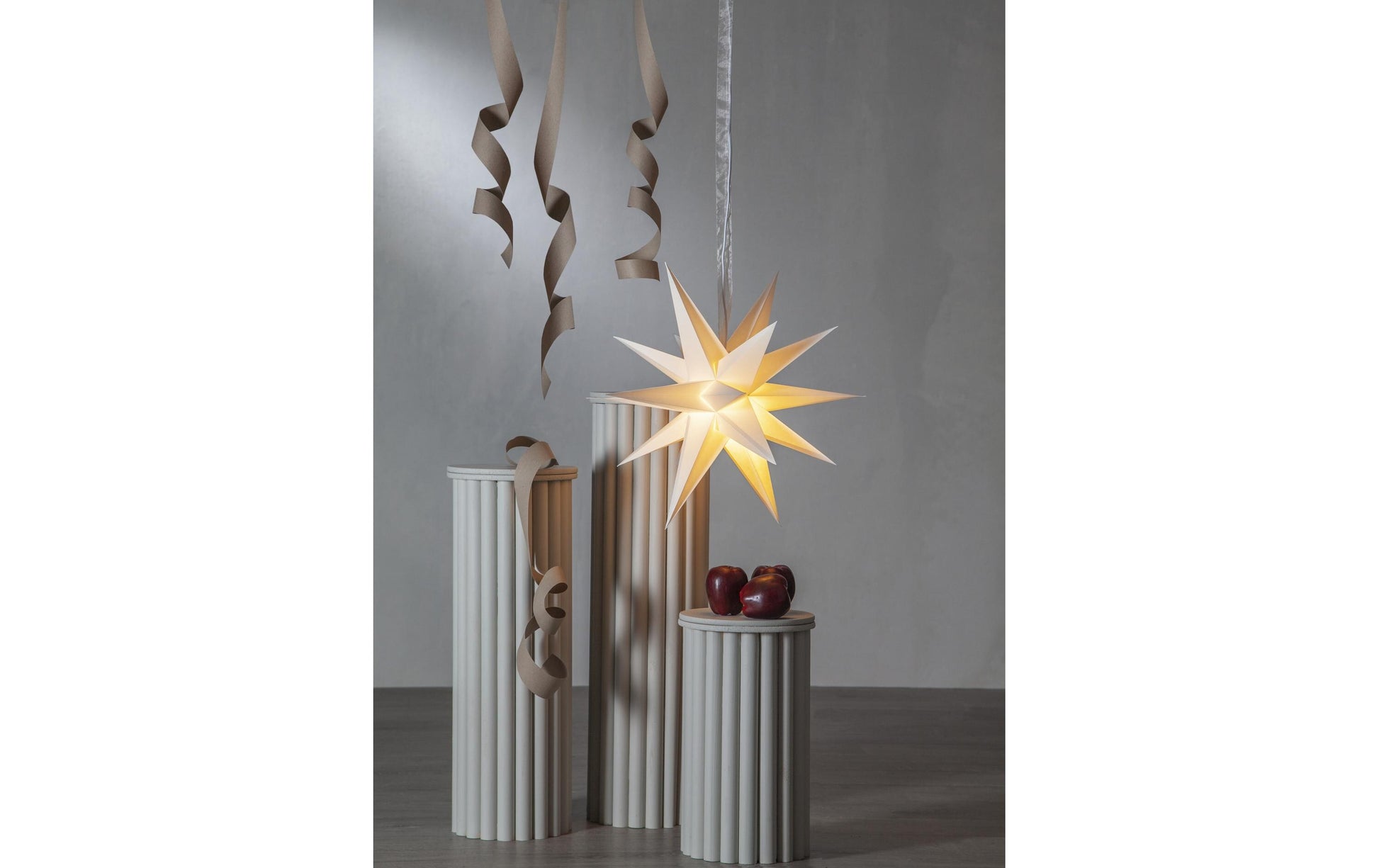 Star Trading Papierstern December – E14 Fassung, 45 cm Durchmesser, IP20 – Weiss