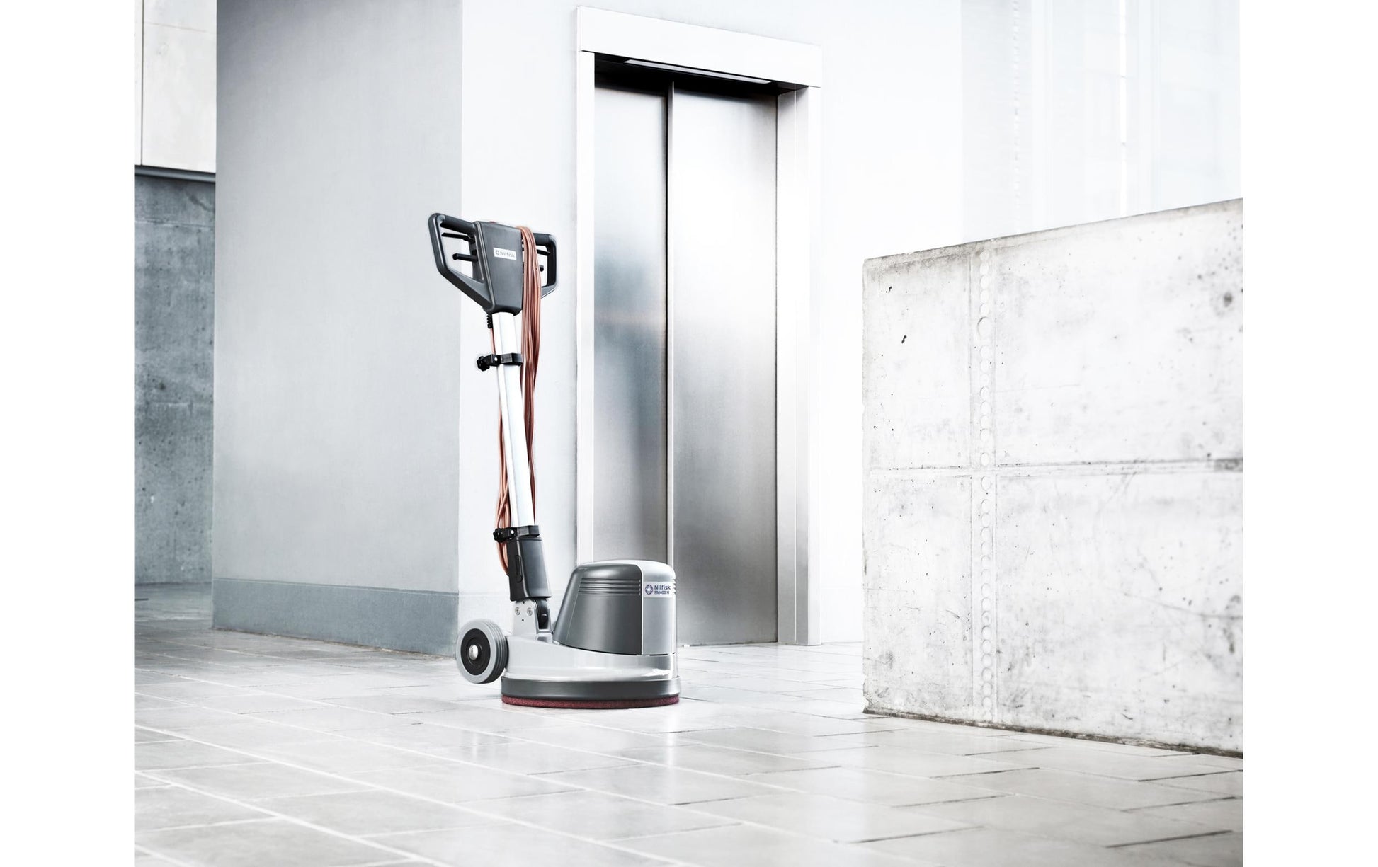 Nilfisk FM400L – Einscheibenmaschine – Ø 43 cm, 1100 W, 180 U/min, Grau