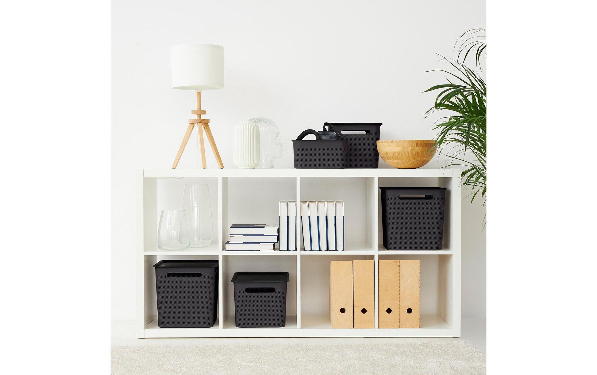 Rotho Brisen Aufbewahrungsbox 4,5 l (mit Griff) – Recycling-Kunststoff – Anthrazit – 180 × 130 × 262 mm